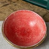 Candy dish in slip