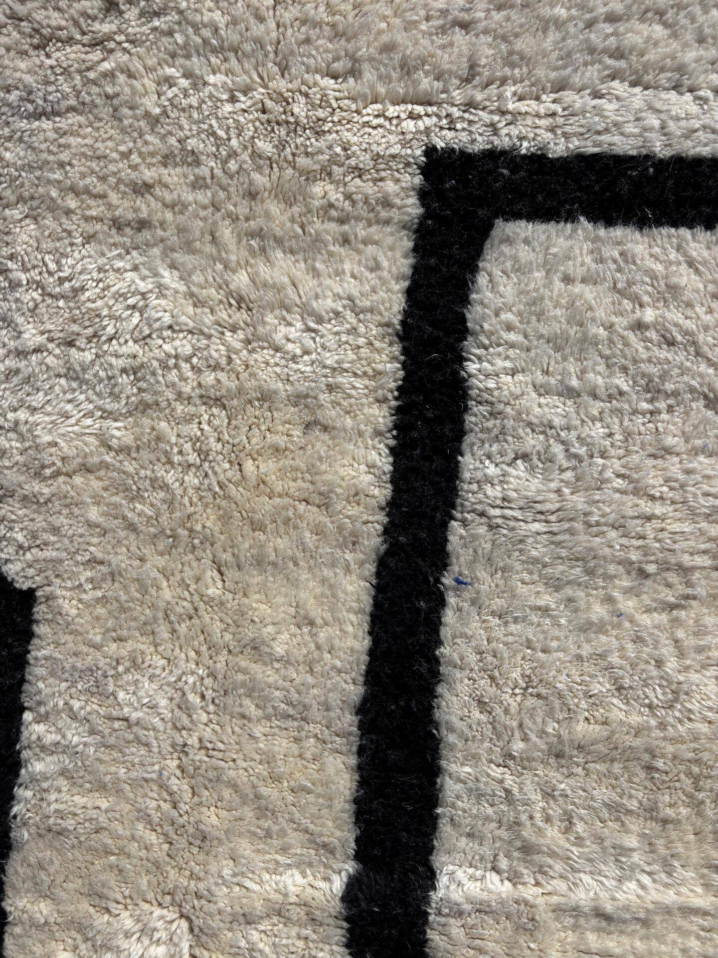 Berber rug natural wool Morocco 3 x 2 m