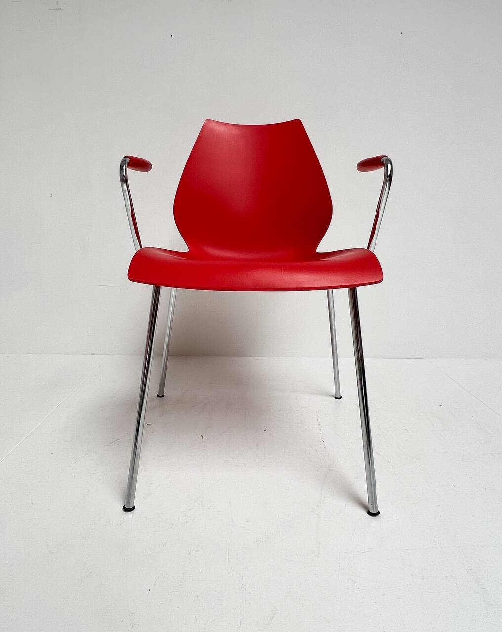 Set of 4 Maui Kartell chairs by Vico Magistretti, 1980s