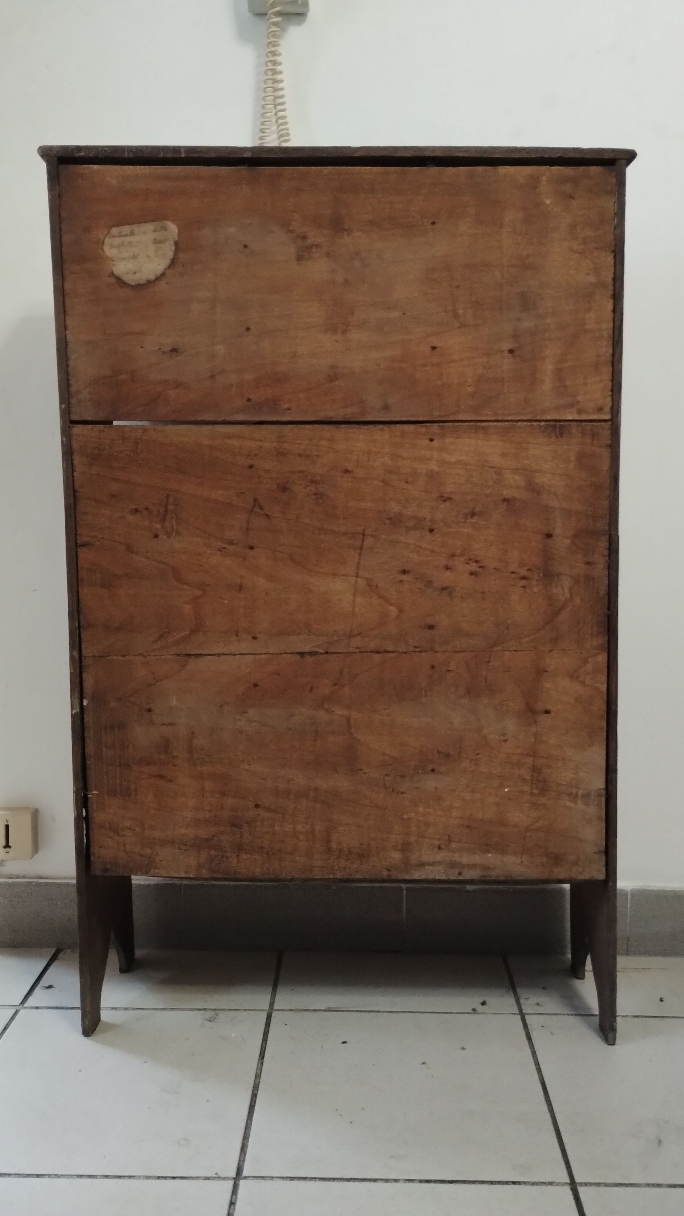 Trade cabinet cabinet