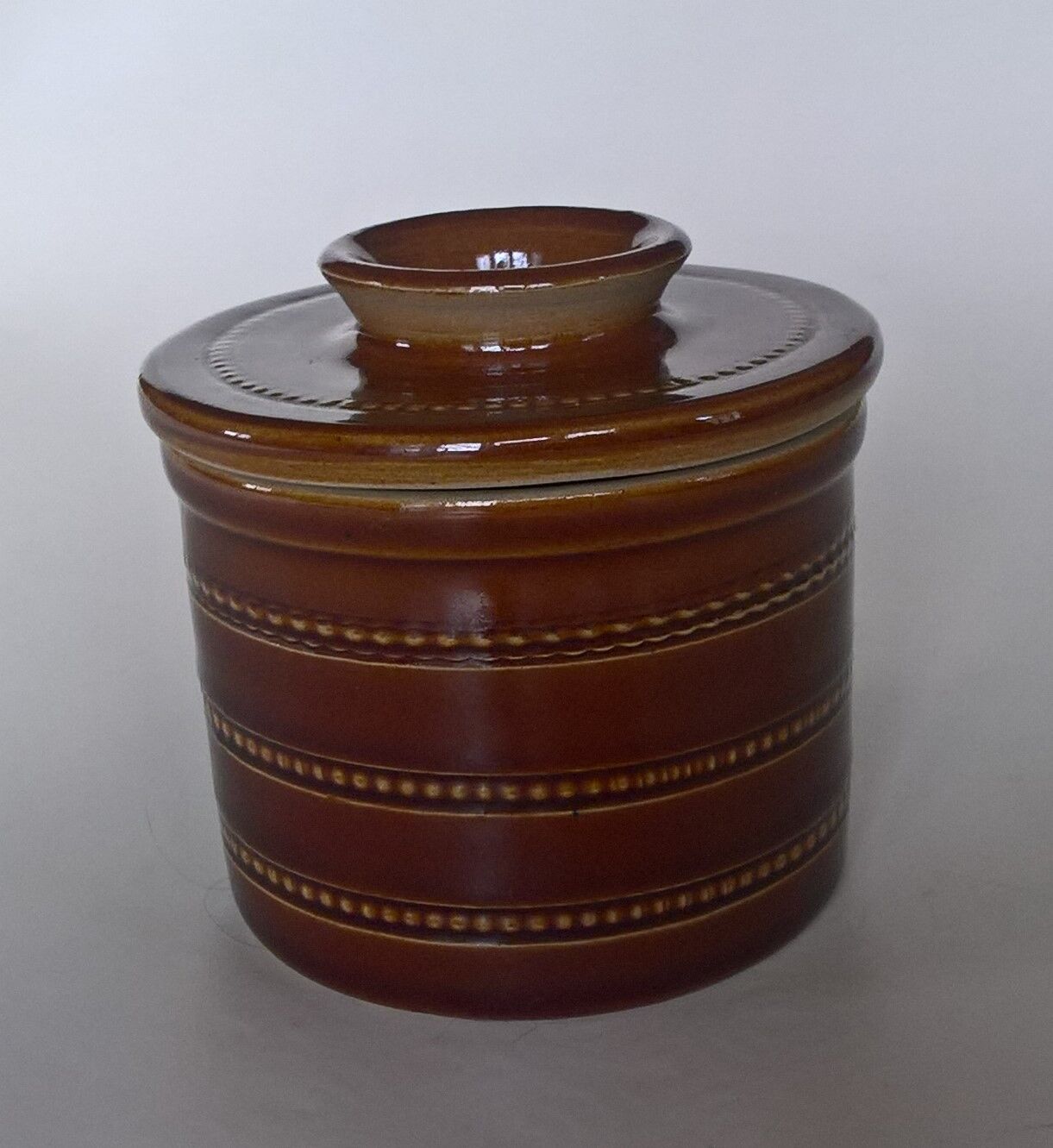 Berry sandstone water butter maker