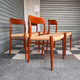 Moller 75 chairs