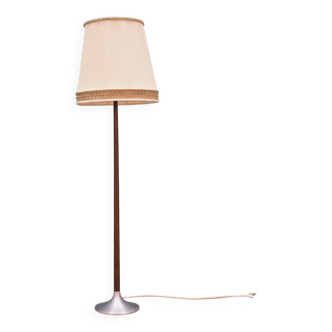 Wooden floor lamp, Danish design, 1960s, production: Denmark