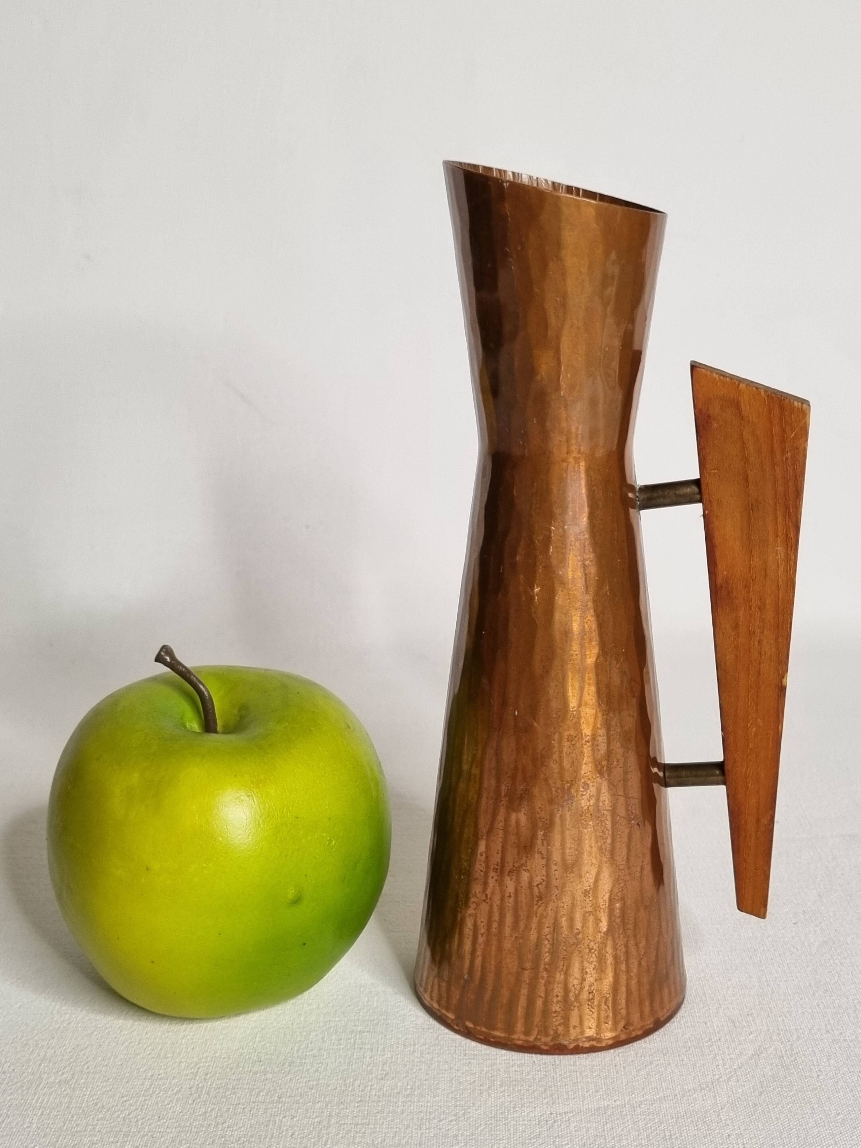 Vase en Cuivre Martelé Dahlmann, design Danois des Années 1960, 21 cm