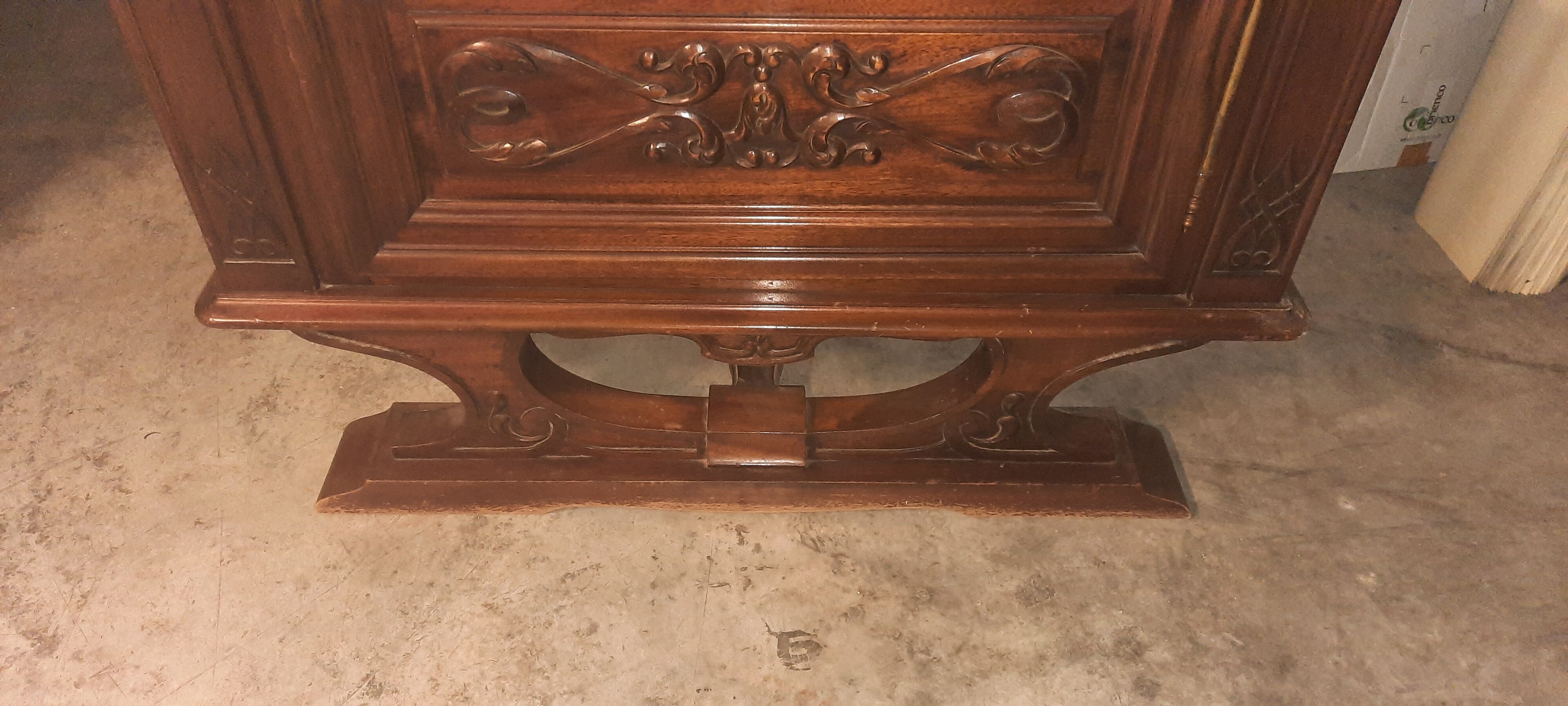 Art Deco showcase furniture