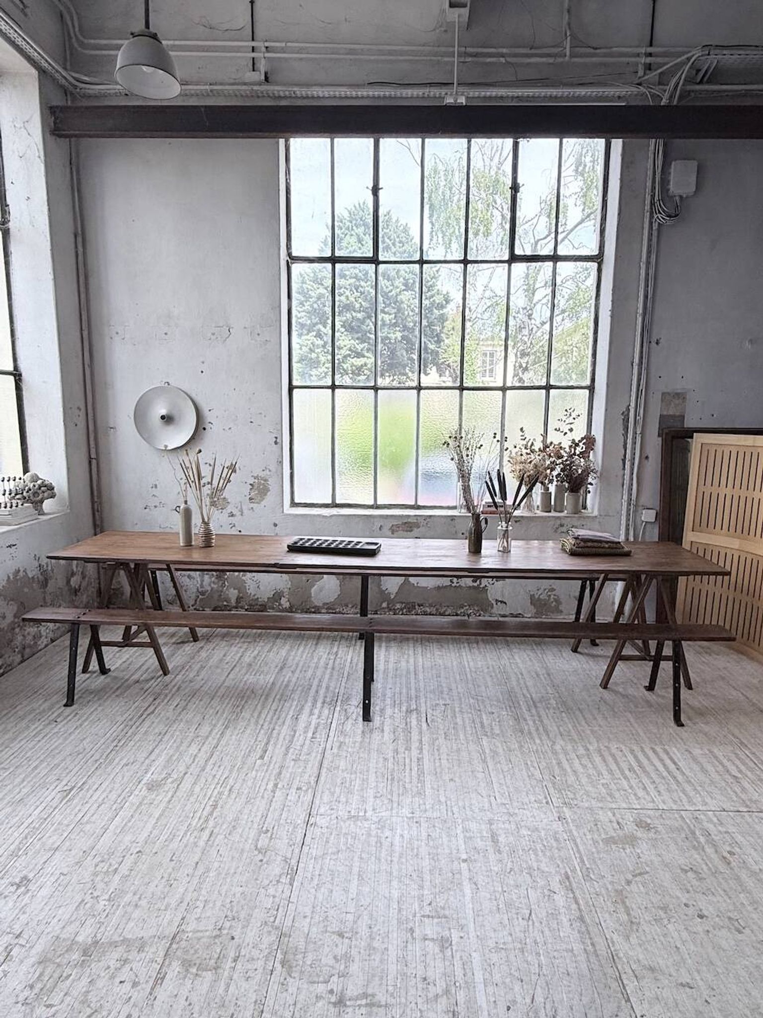 XXL trestle farm table 4m and its benches