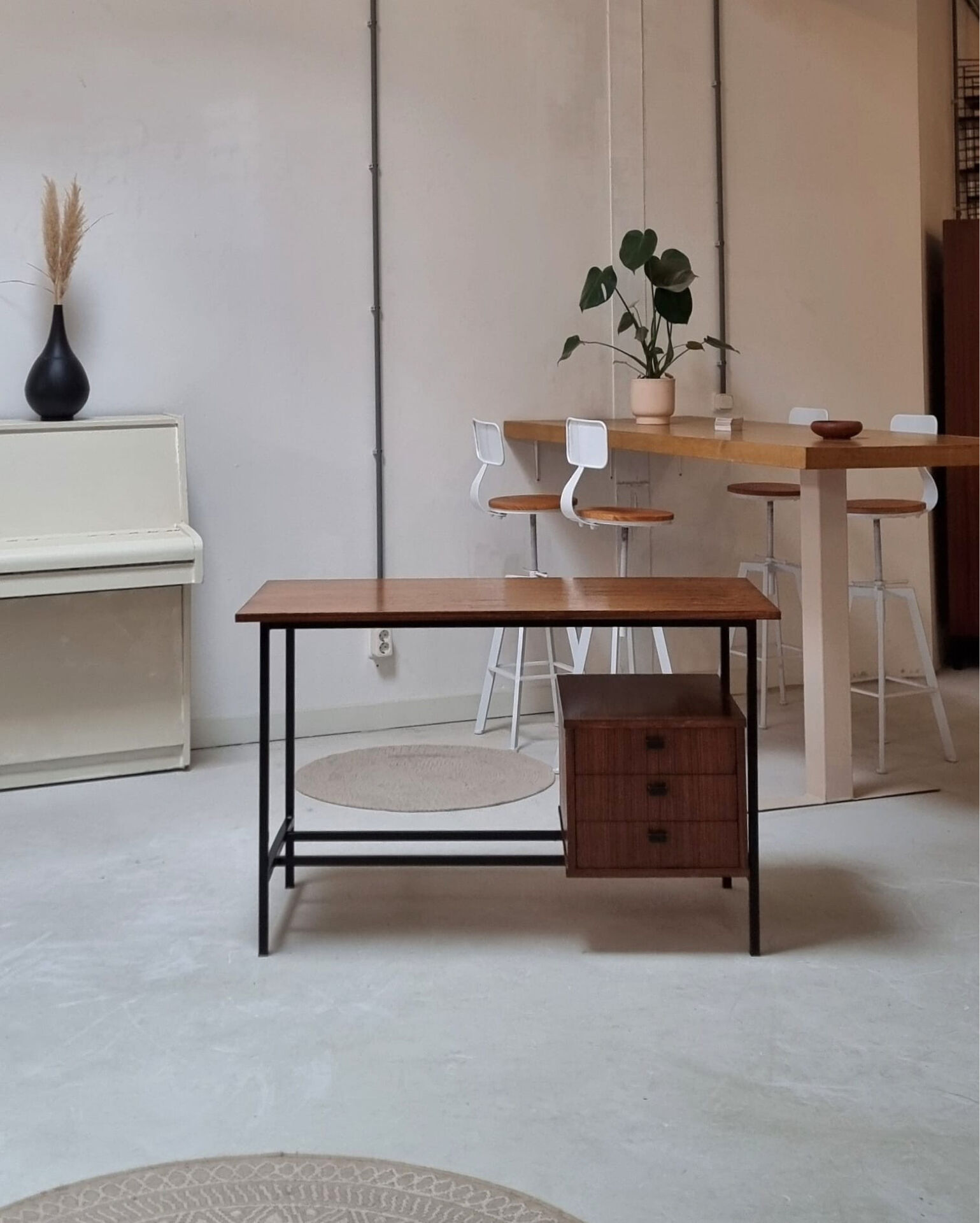 Mid-century desk