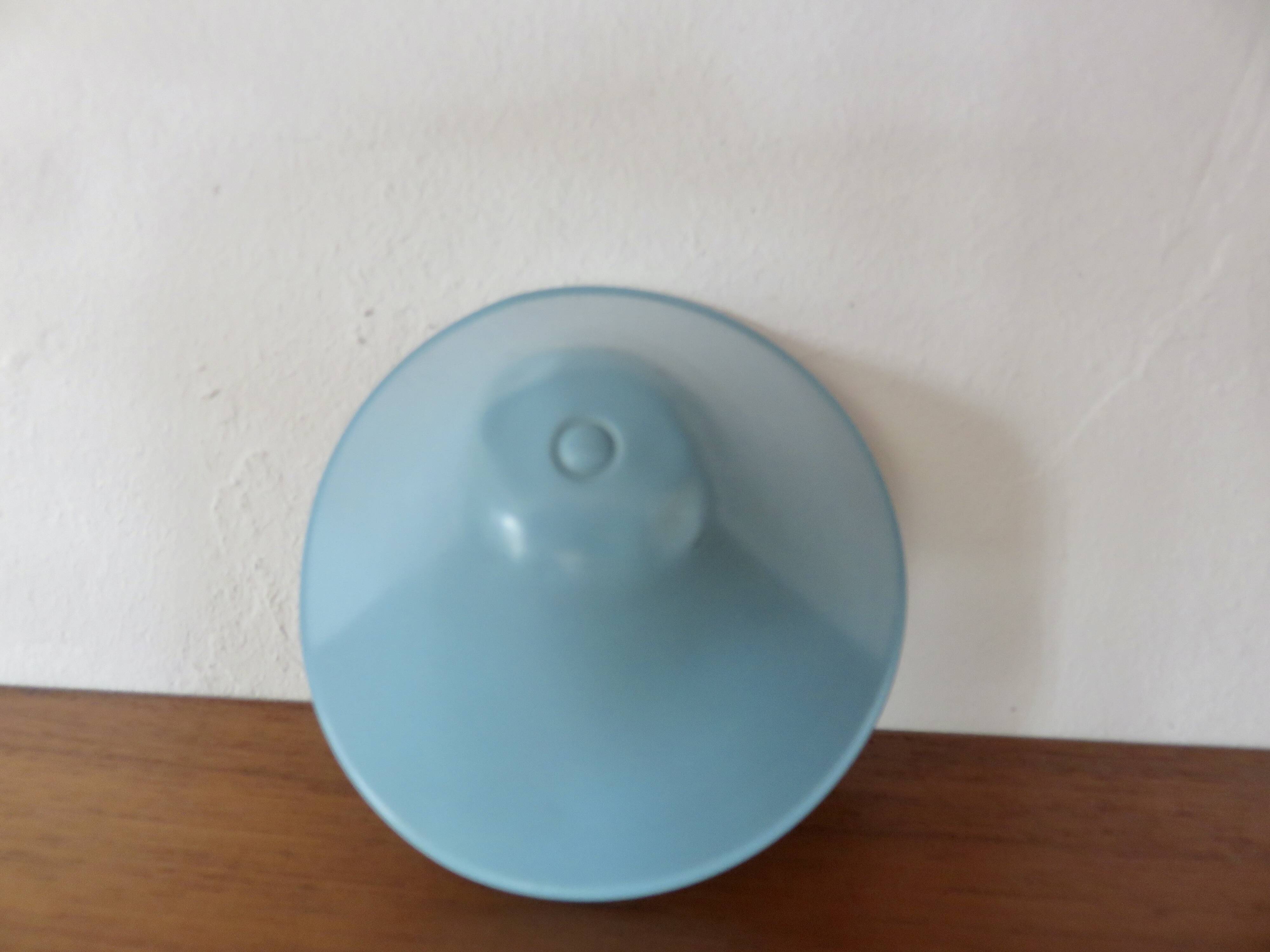 Blue aluminum mushroom clip lamp from the 50s and 60s