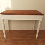 Desk/writing table