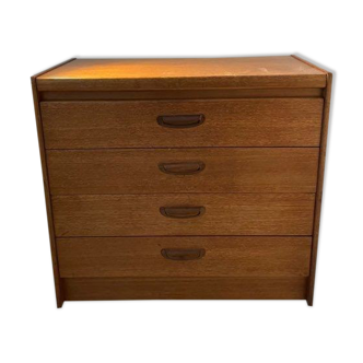 Vintage chest of drawers