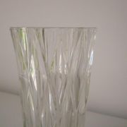 Set of 2 crystal vases