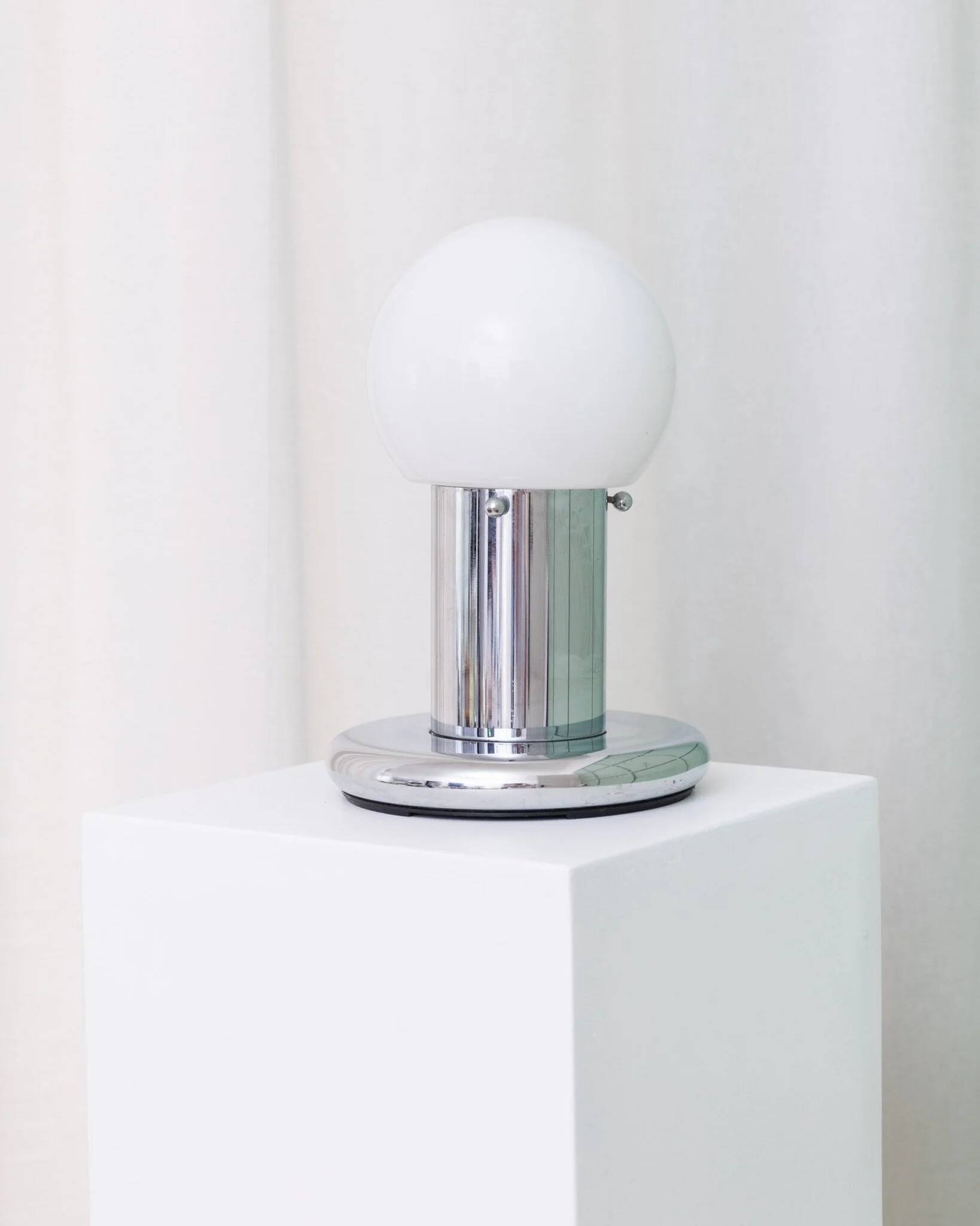 Space Age desk lamp - postmodern Memphis design - made in Italy - 70s