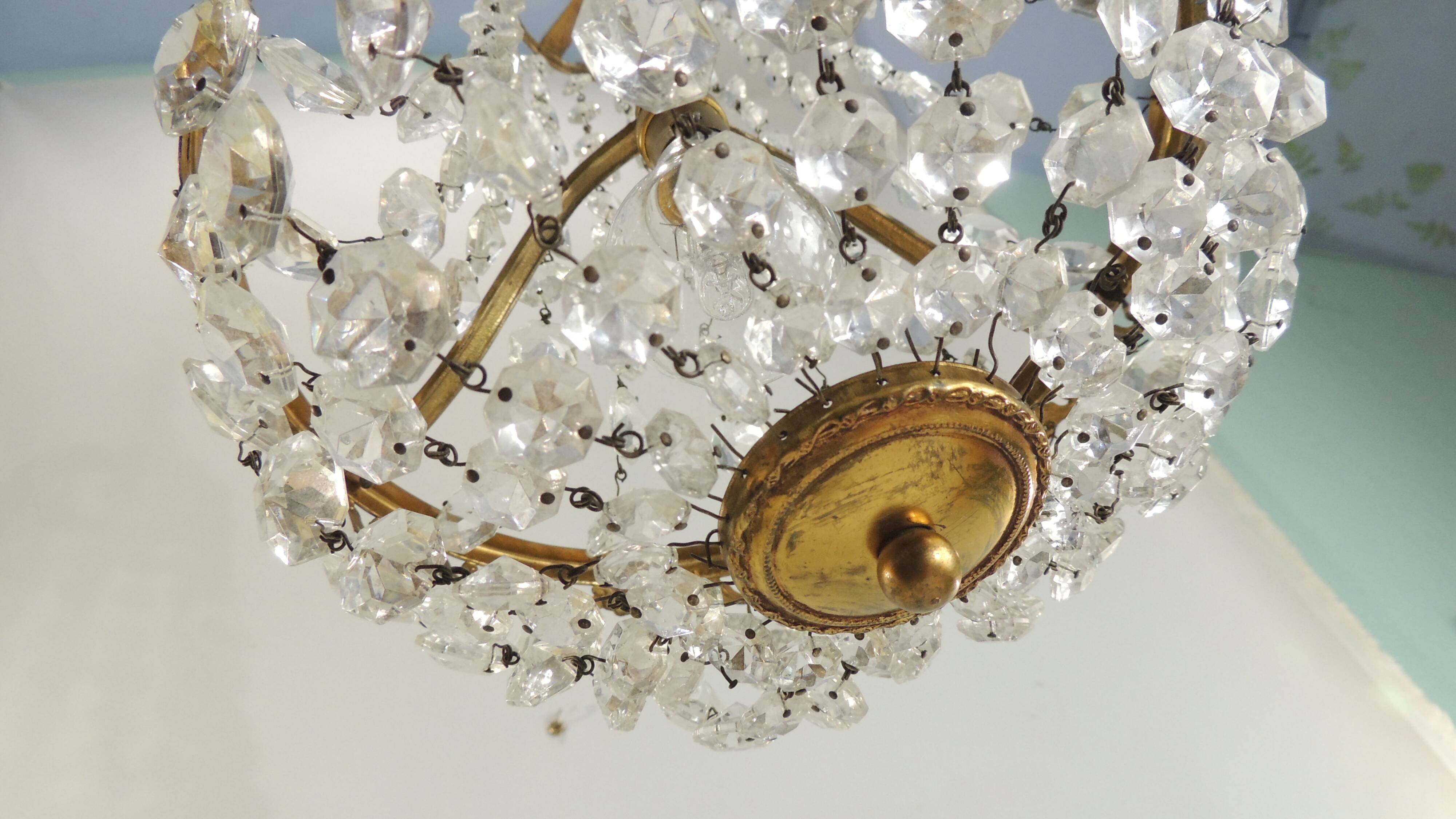 Antique crystal chandelier with 2 wall sconces – Vintage milk pendant