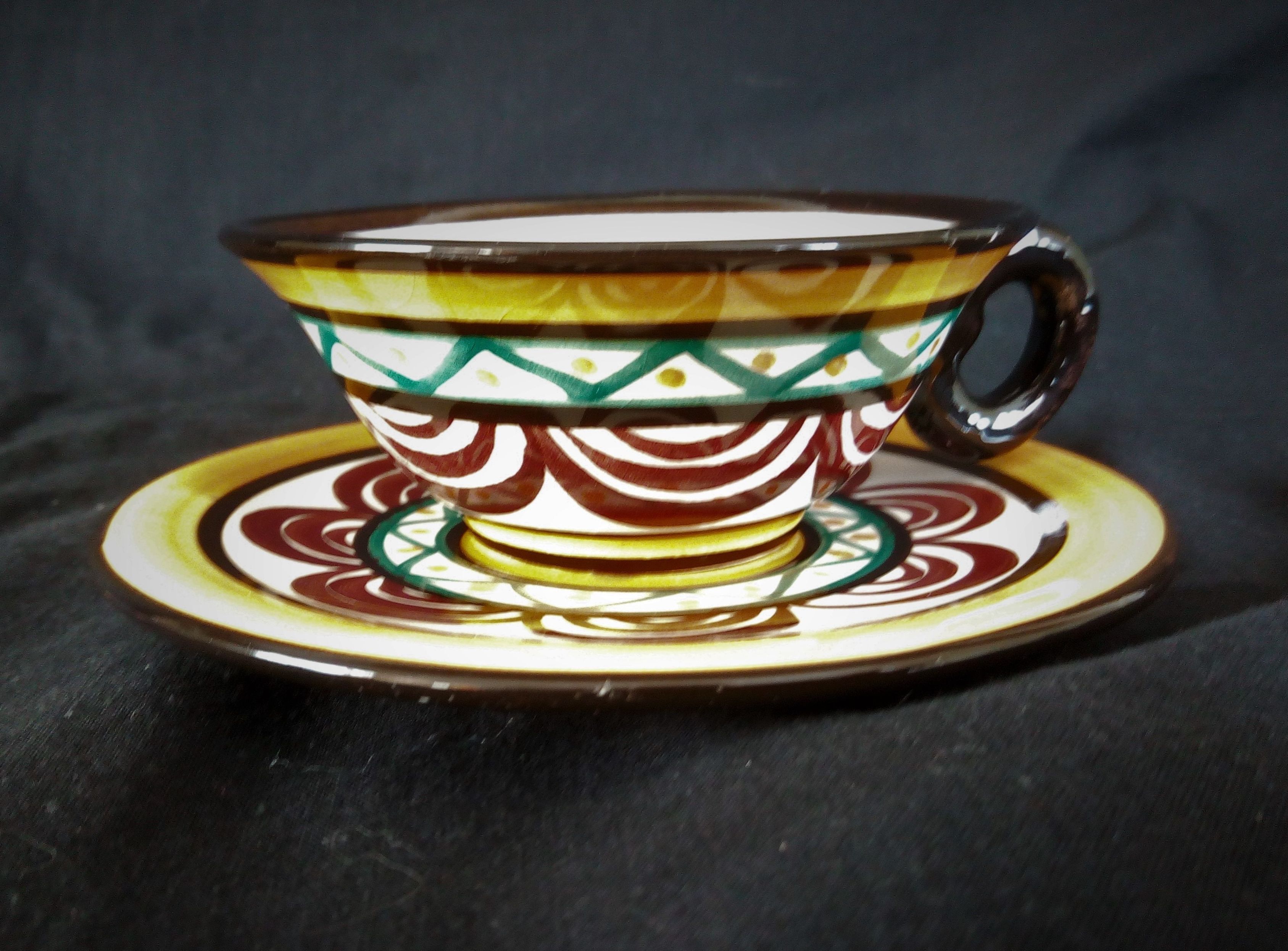 Service à café art déco en faience St. Jean de Bretagne, peint main (15 pièces)