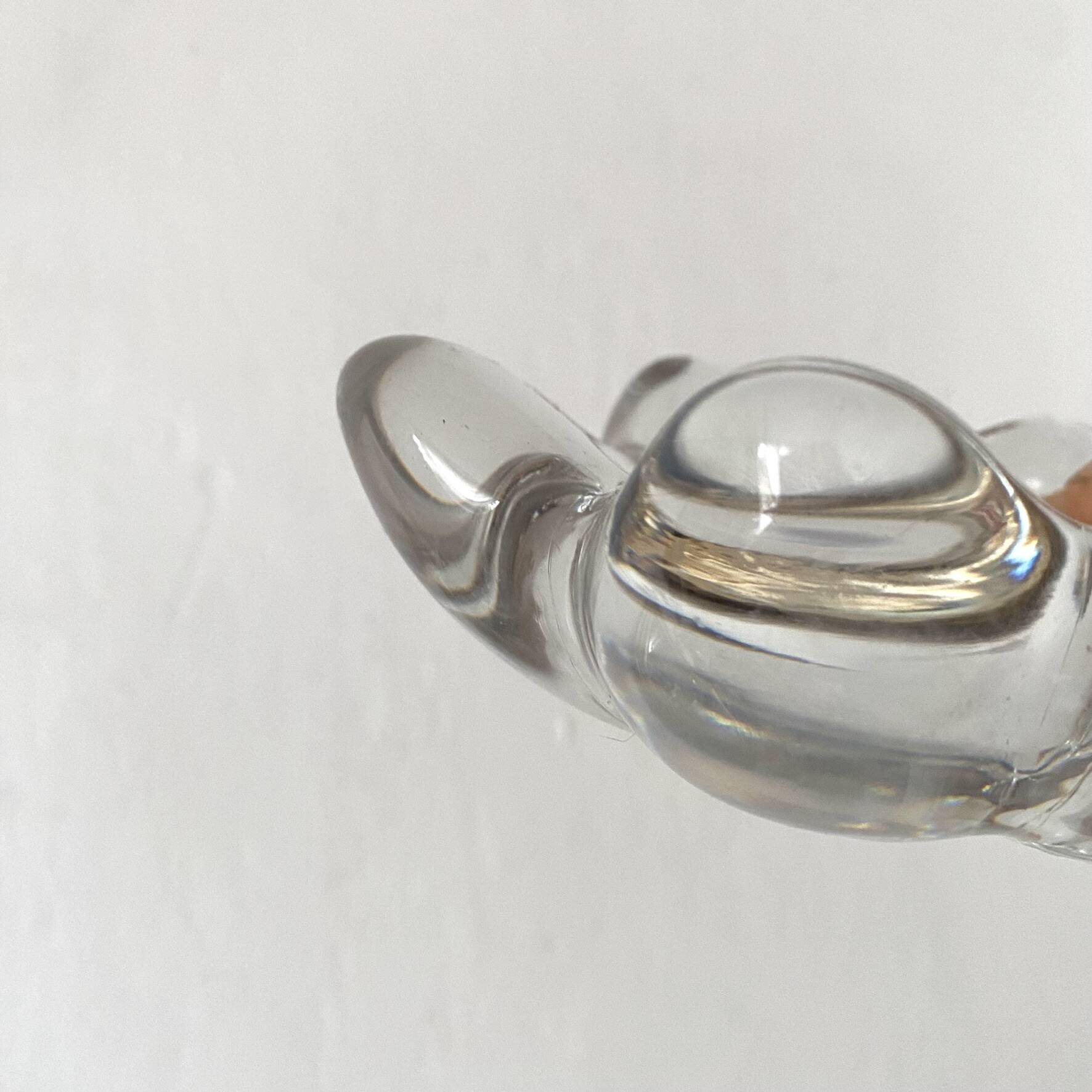 Ashtray in glass crystal in the shape of a star.