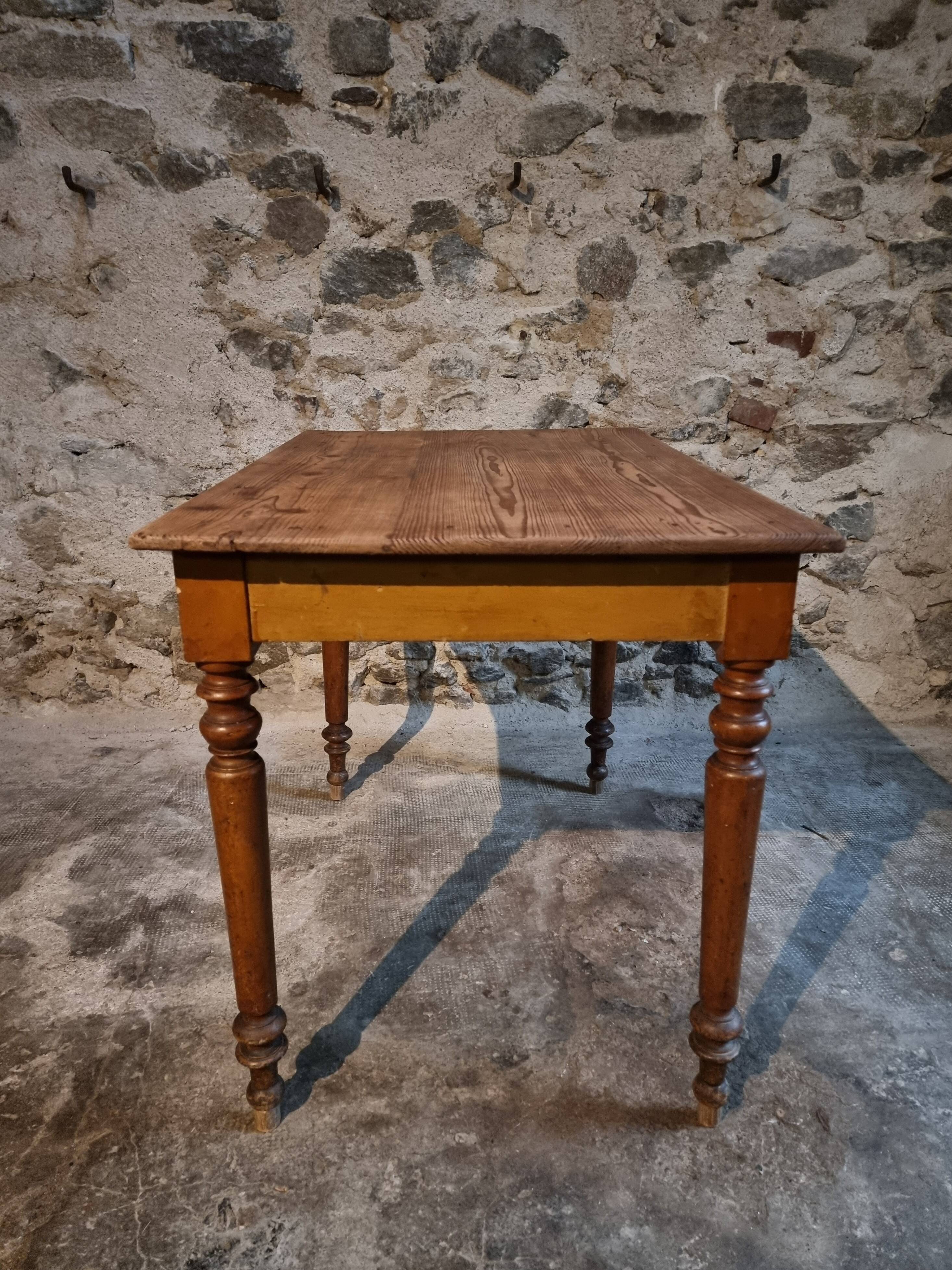 Vintage French farmhouse table, 1920s–1930s