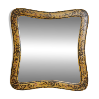 Important rectangular Venetian mirror with a richly painted wooden frame.