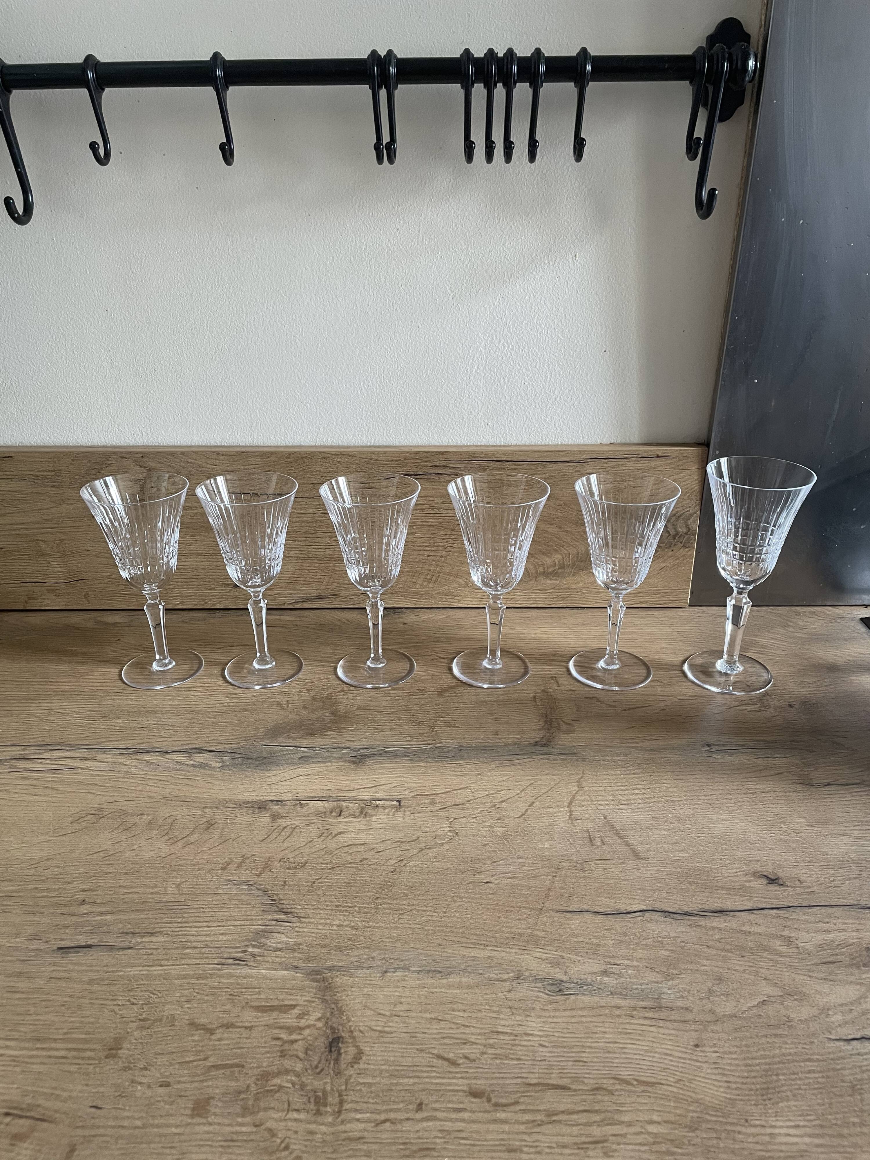 Lot de six verres à pied cristal Bayel
