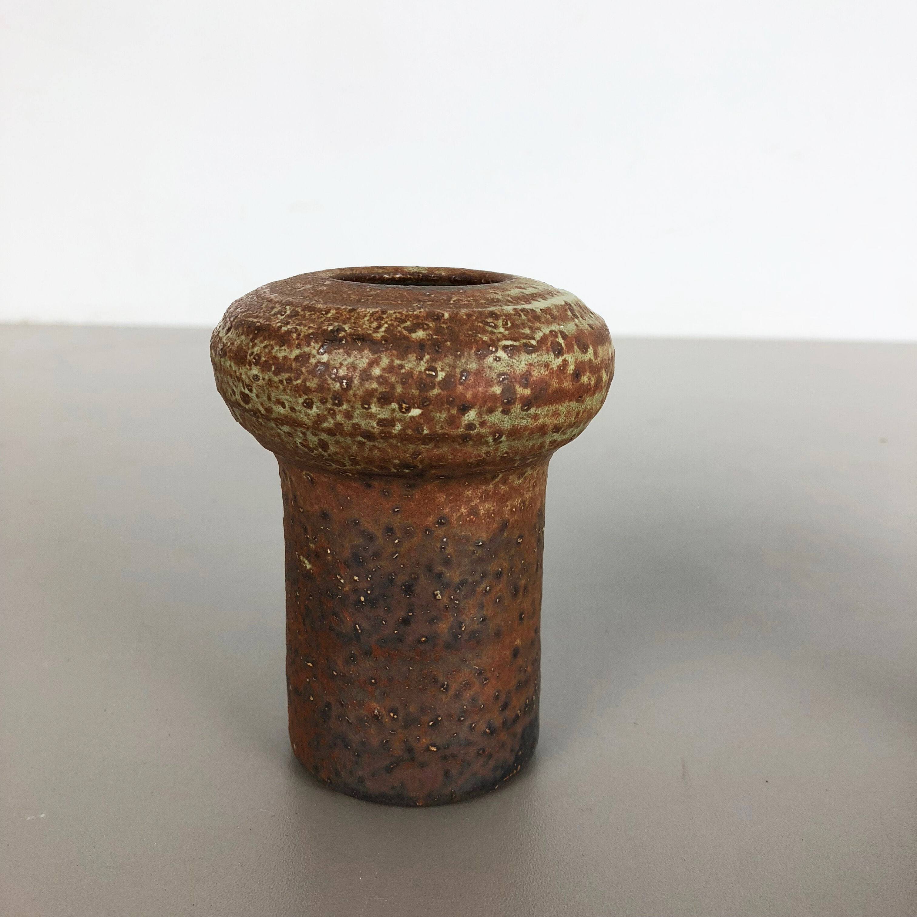 Set of 2 ceramic studio pottery vase by Piet Knepper for Mobach Netherlands 1970