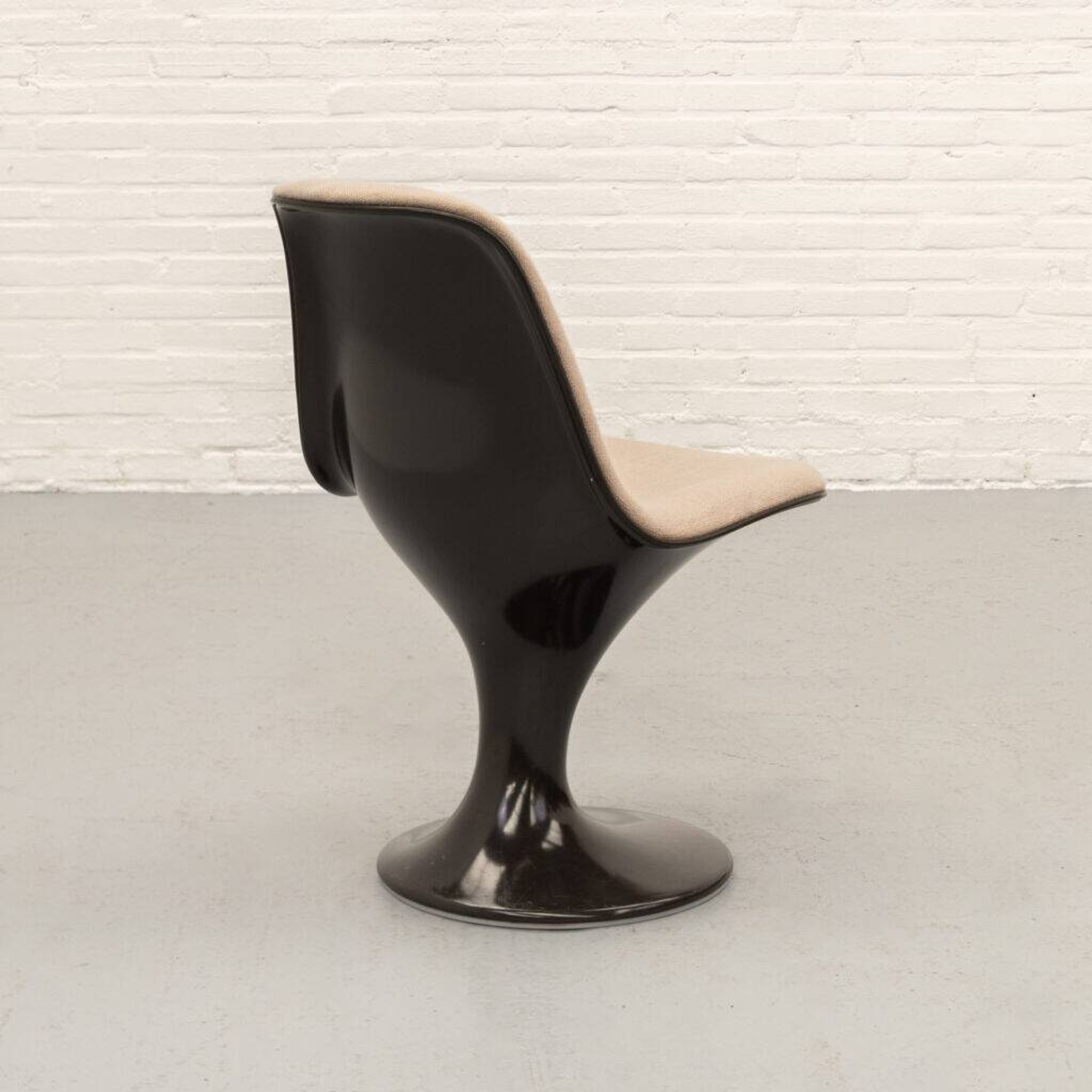 Orbit dining set Herman Miller 1970s
