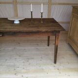 Farm table