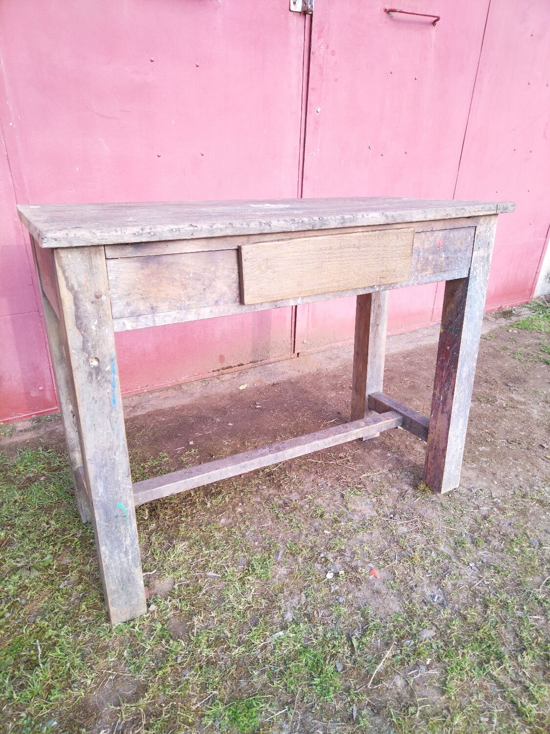 Painter workshop furniture