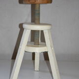 Tabouret d'atelier tripode à vis