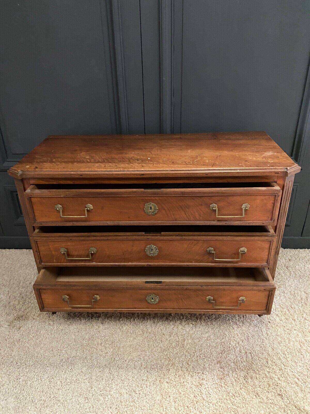Louis XVI 18th century blond mahogany chest of drawers with three drawers