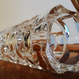 Concave-faceted vase