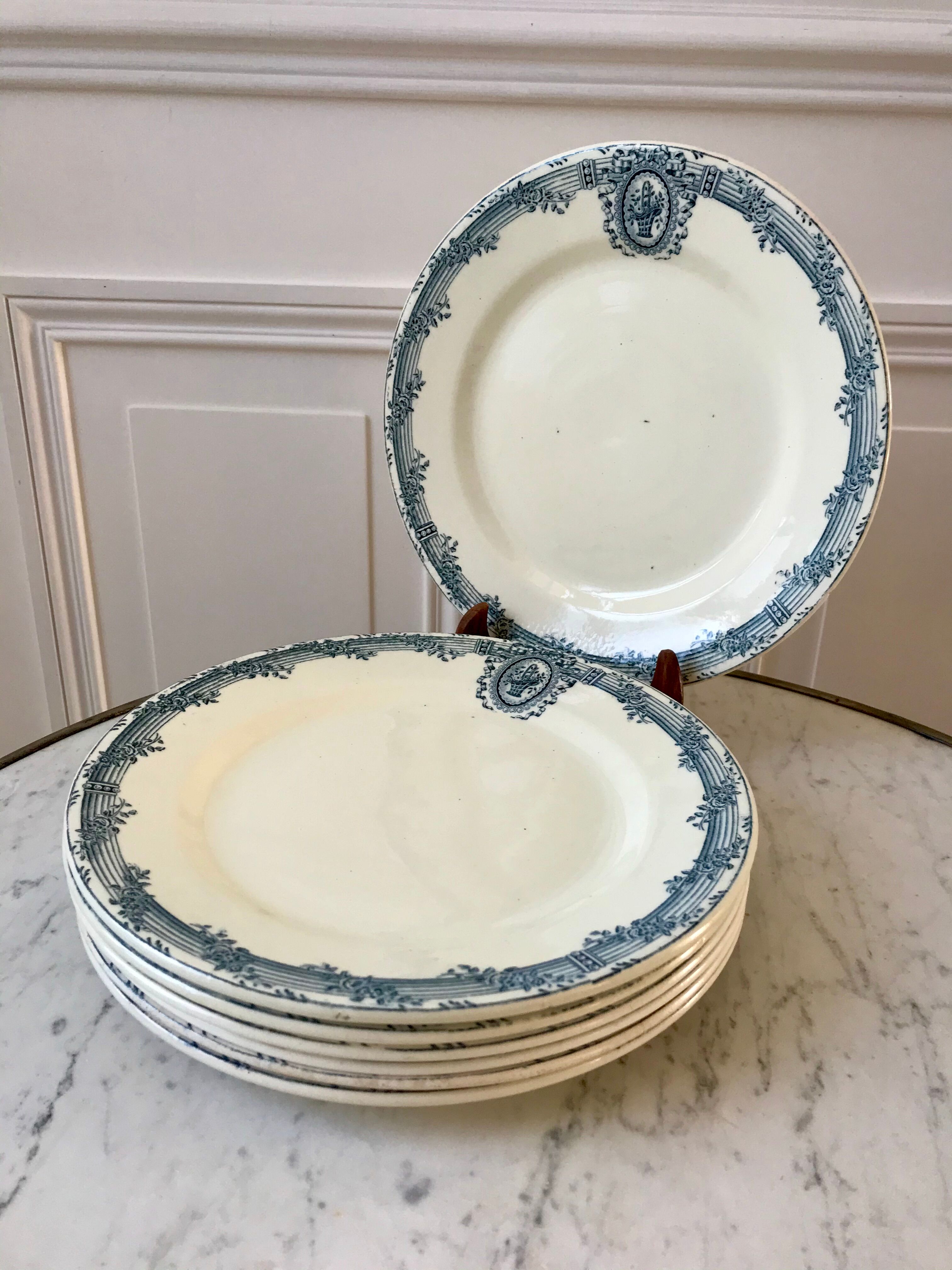 7 flat plates Terre de Fer Salins model "Versailles" XIXth