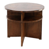 Table basse circulaire moderniste française avec étagères, vers 1935