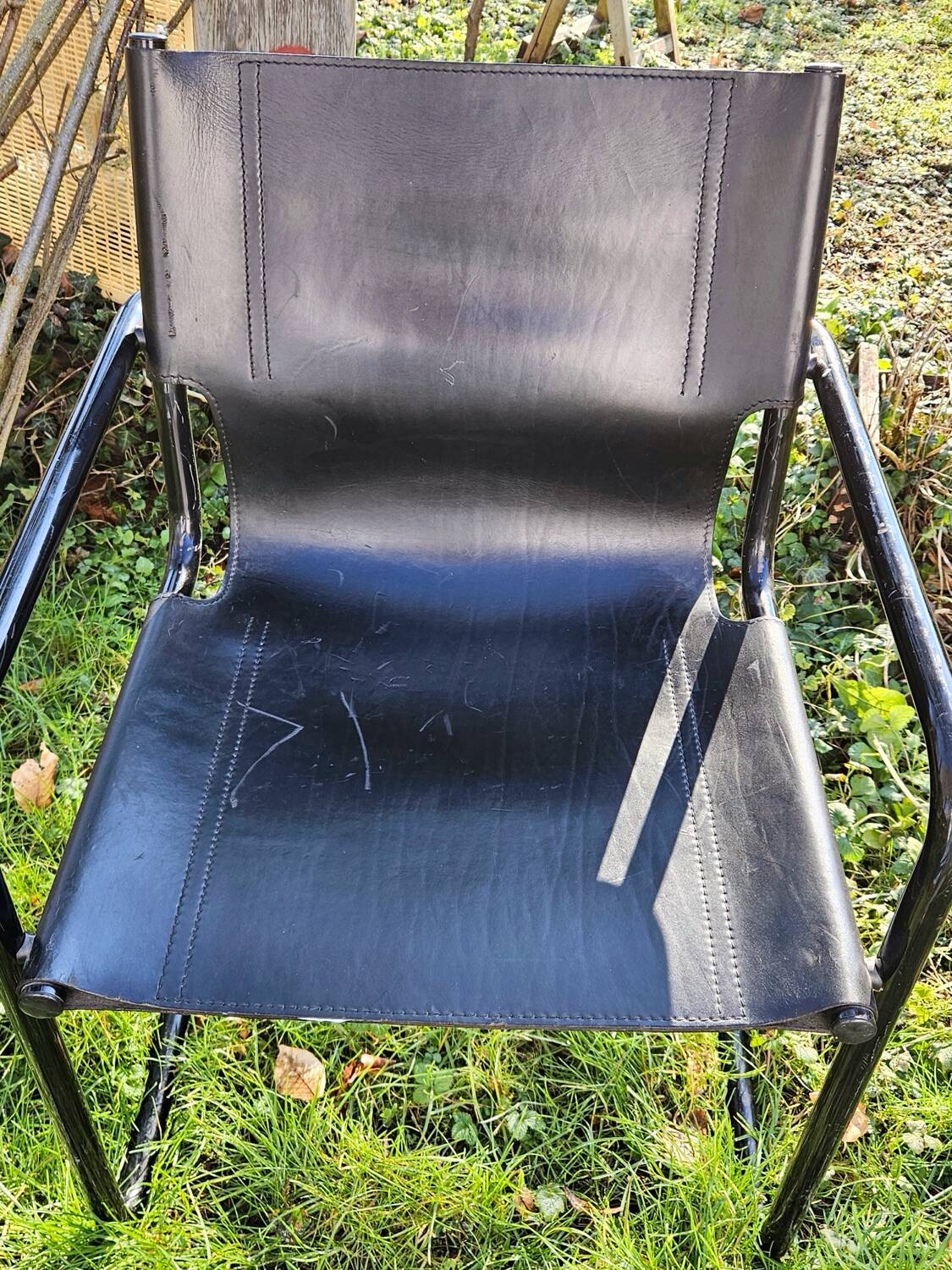 4 Matteo Grassi armchairs in black leather