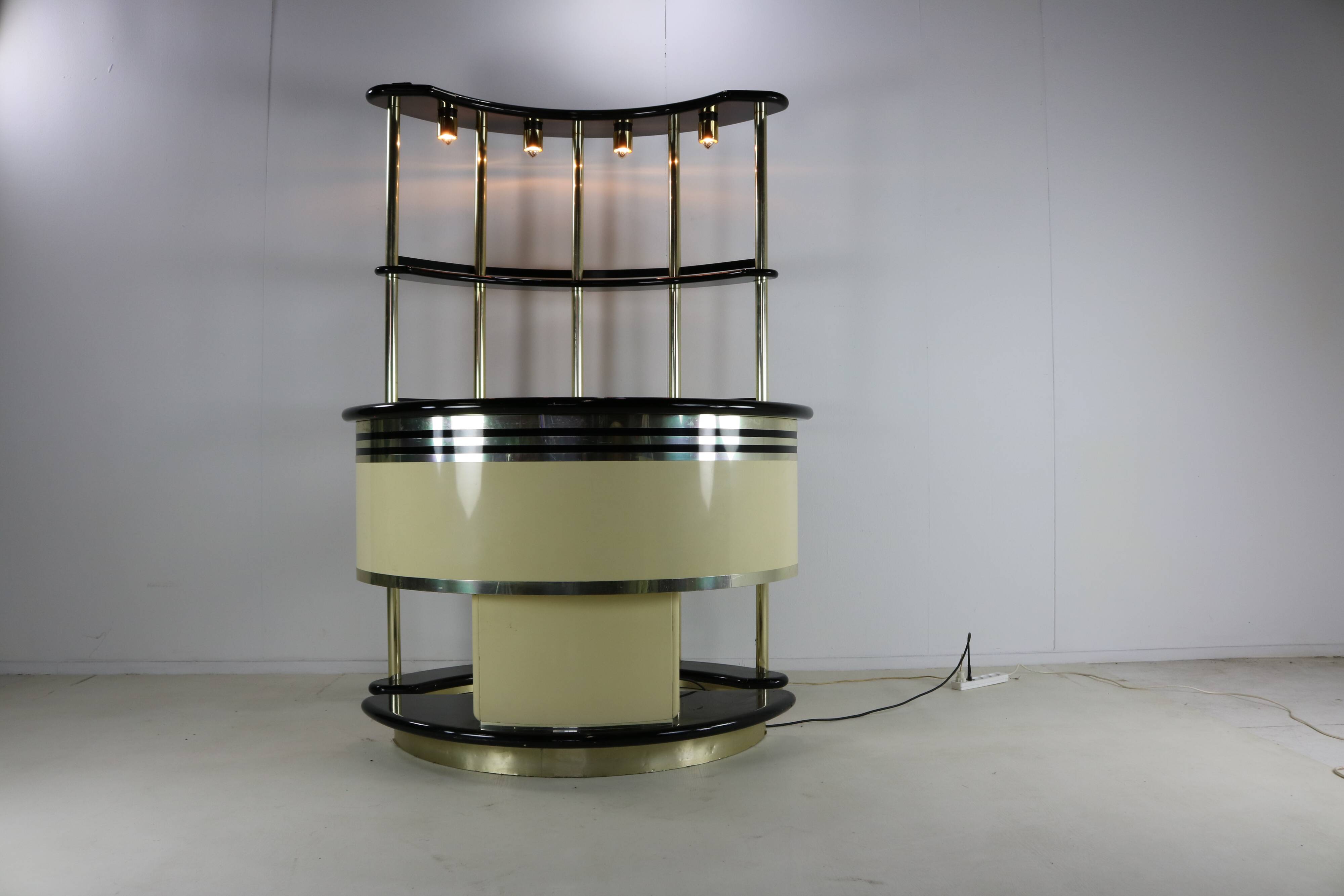 Seventies design dry bar by Harvey Guzzini for Stilglass Donati