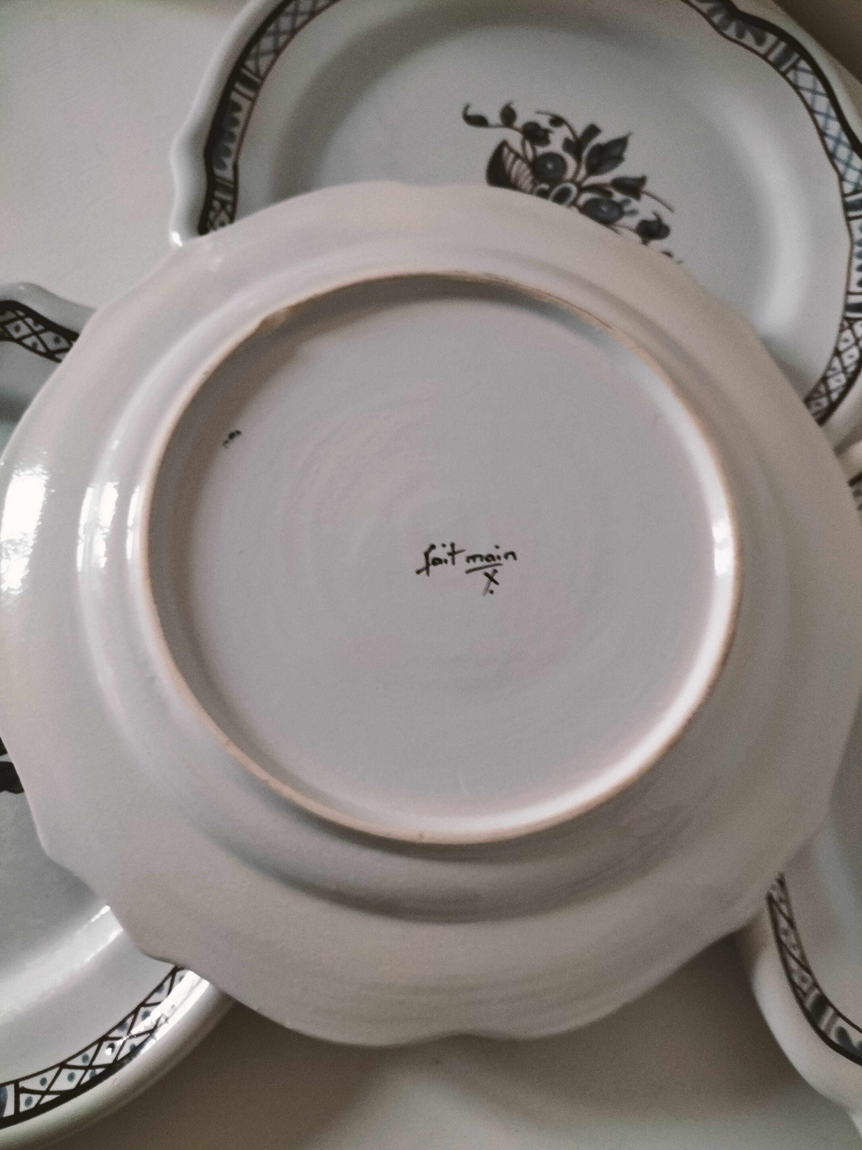 4 earthenware plates with old Rouen decoration, handmade blue floral basket