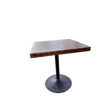 Bistro table