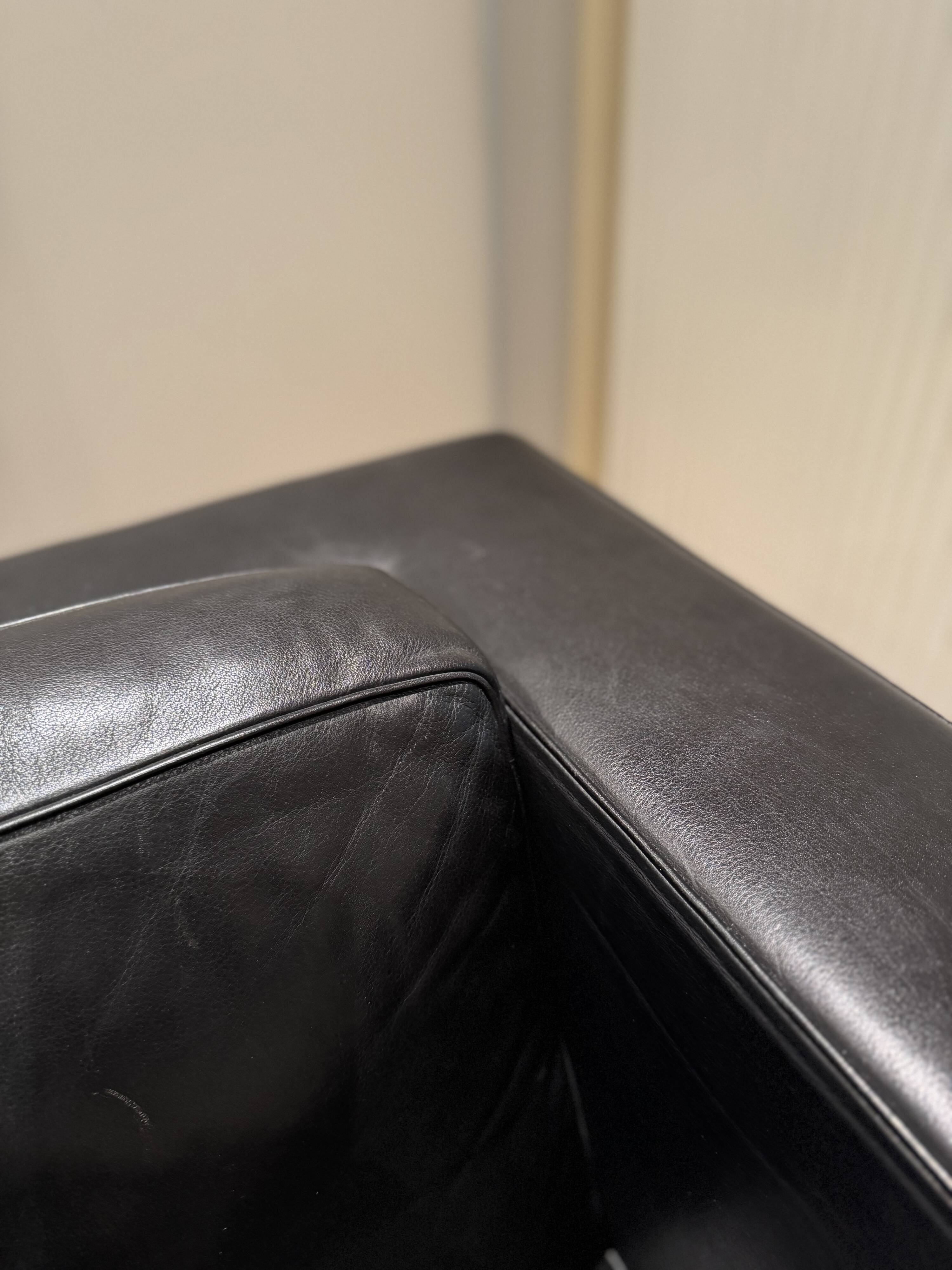 Black leather sofa by Sede – Design by Andrée Putman – 1990s