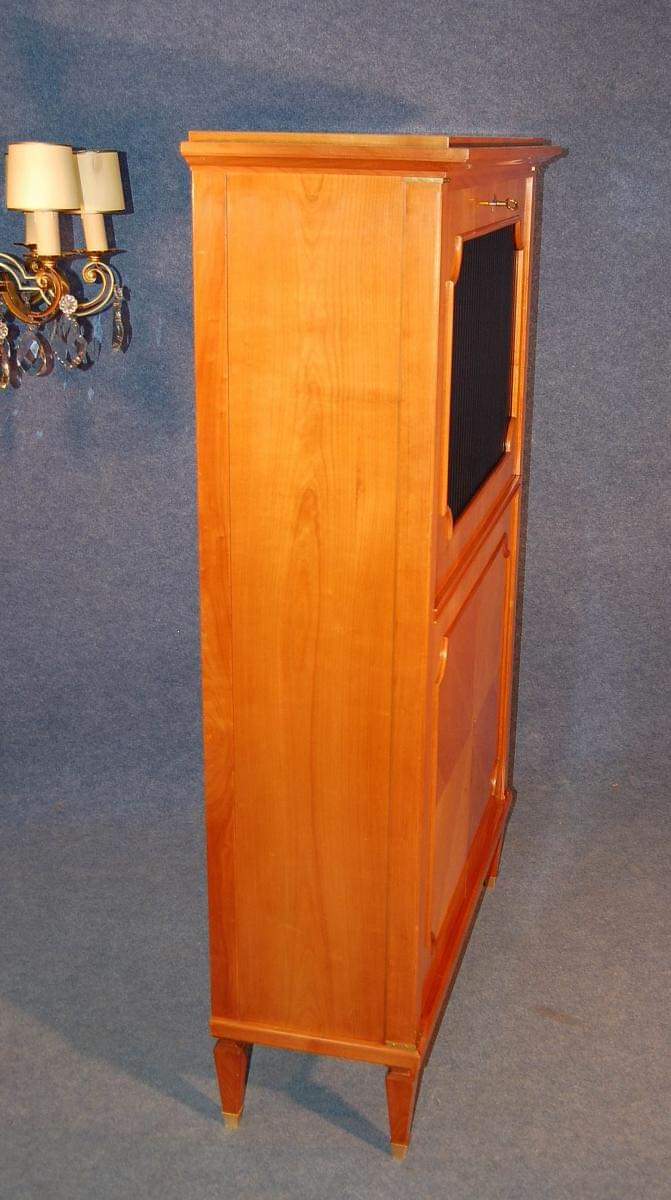 Storage cabinet 1940