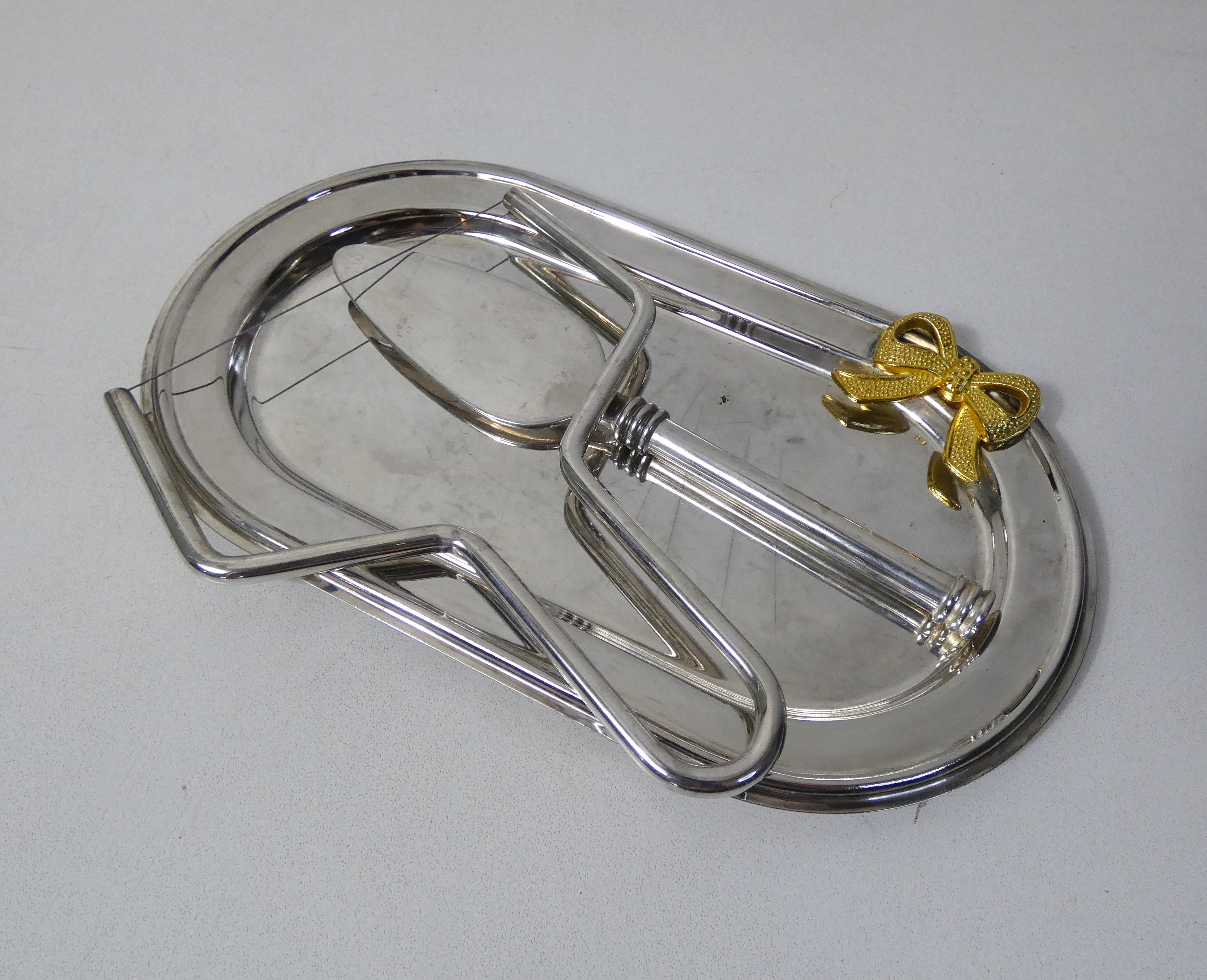 Flat foie gras service in silver metal and brass