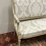 Salon style Louis XVI