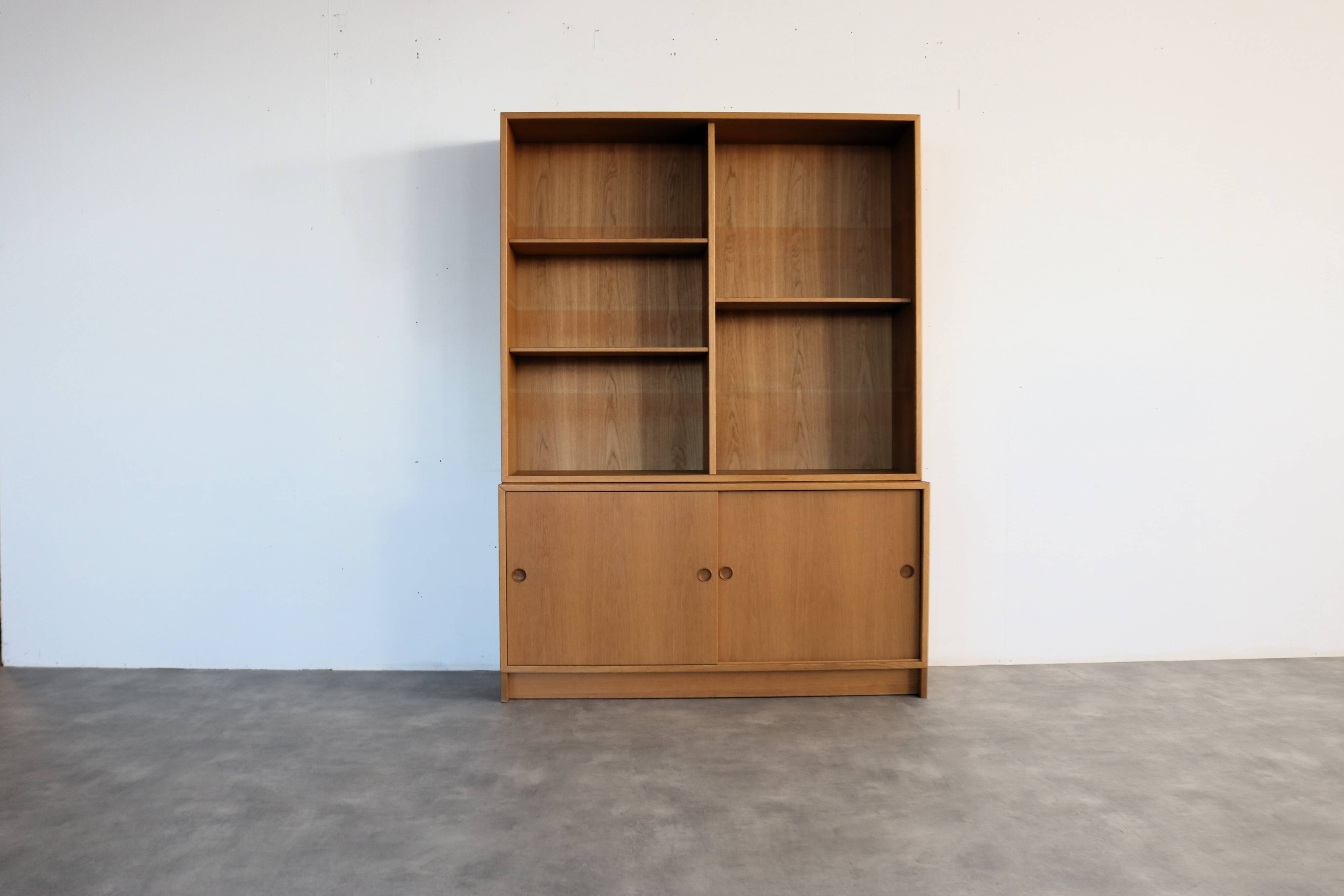 vintage bookcase | wall cupboard | 60s | Borge Mogensen