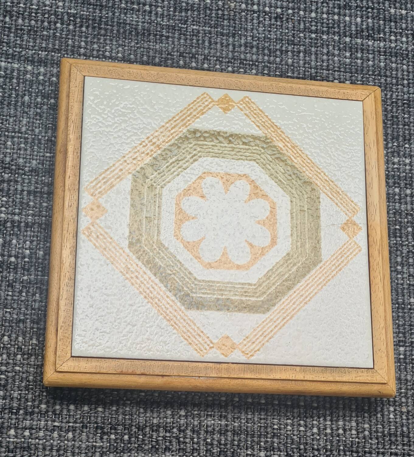 Ceramic trivet