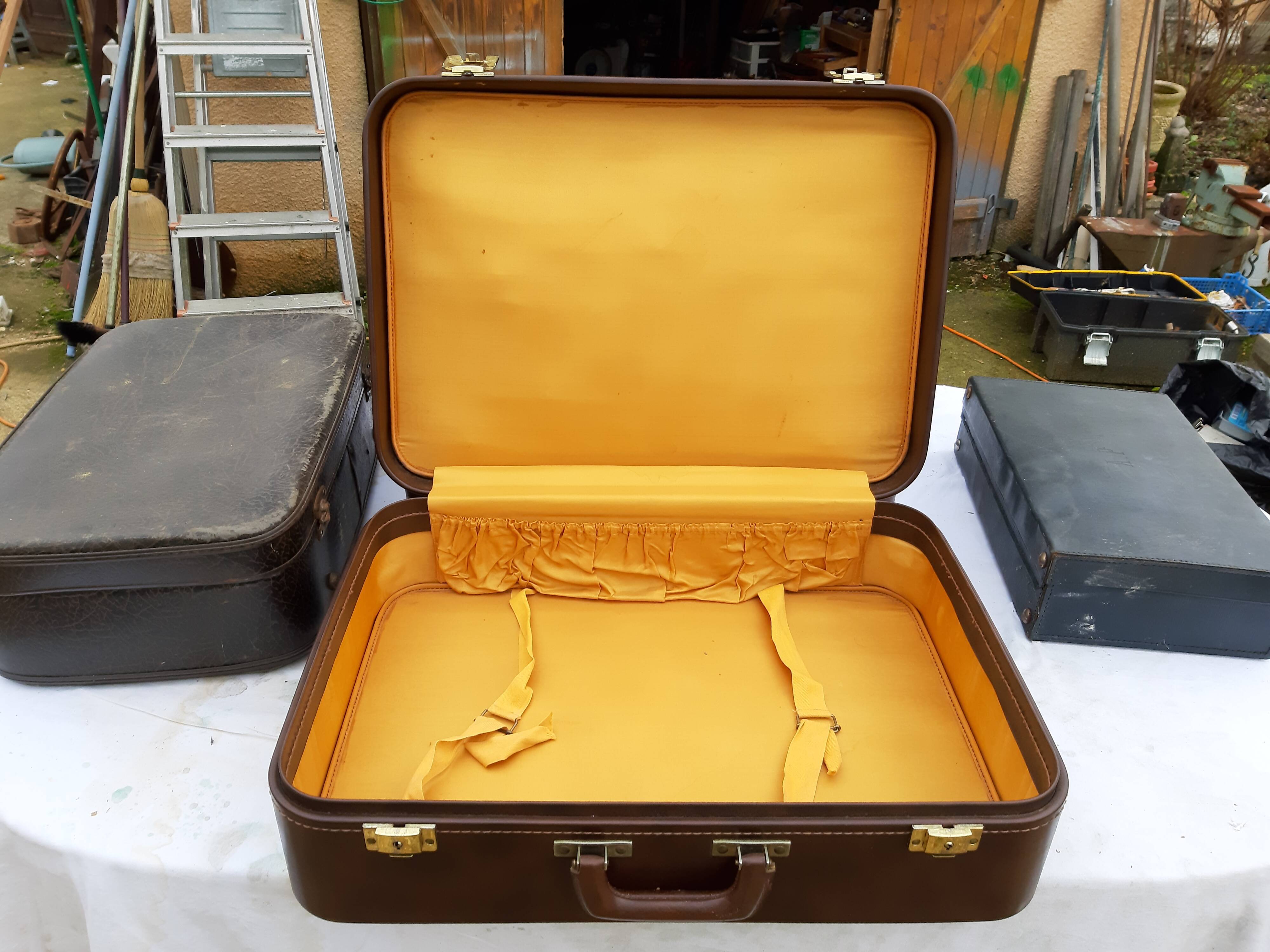 Lot de 4 valises vintage