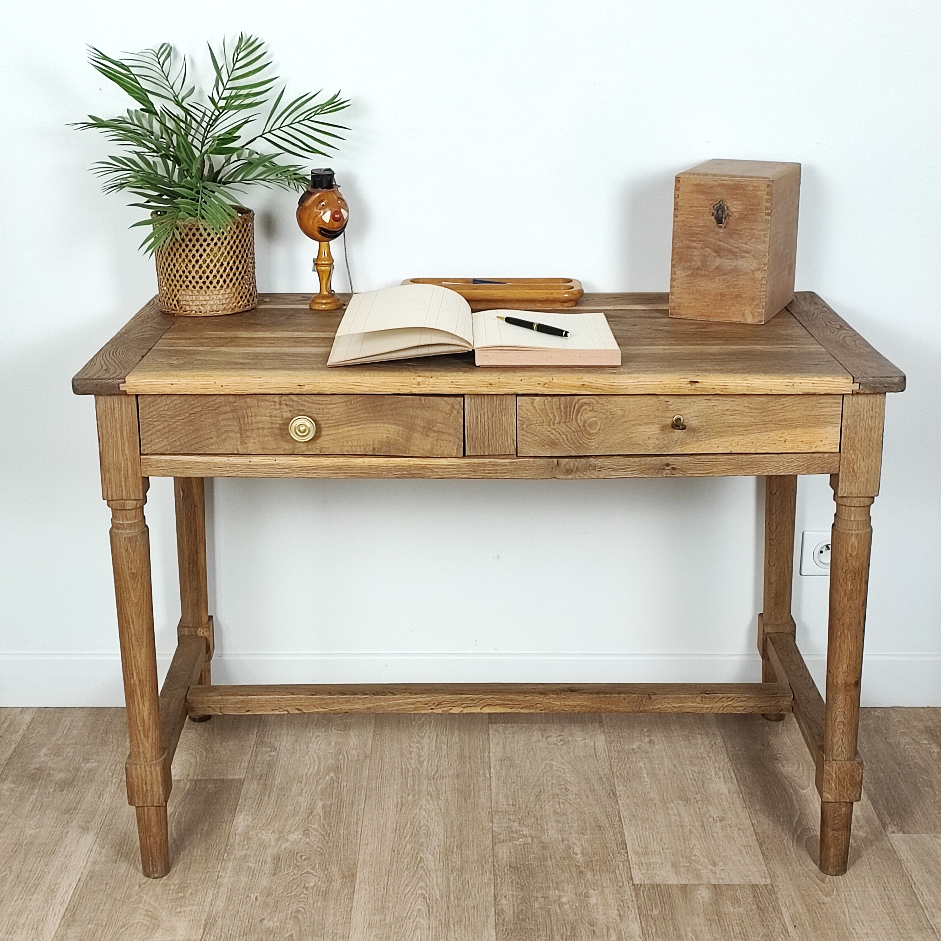Oak desk