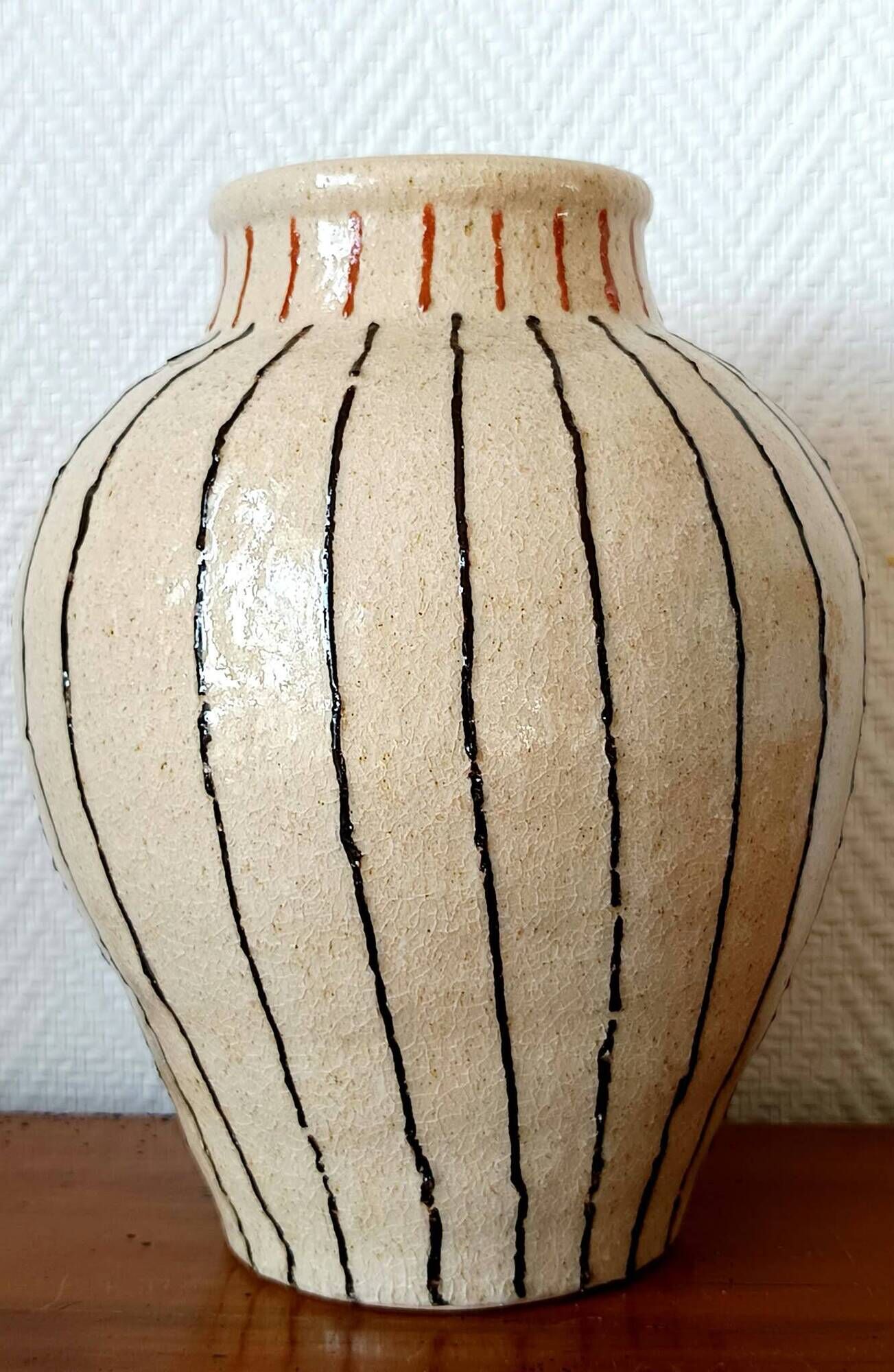 Brutalist ceramic vase