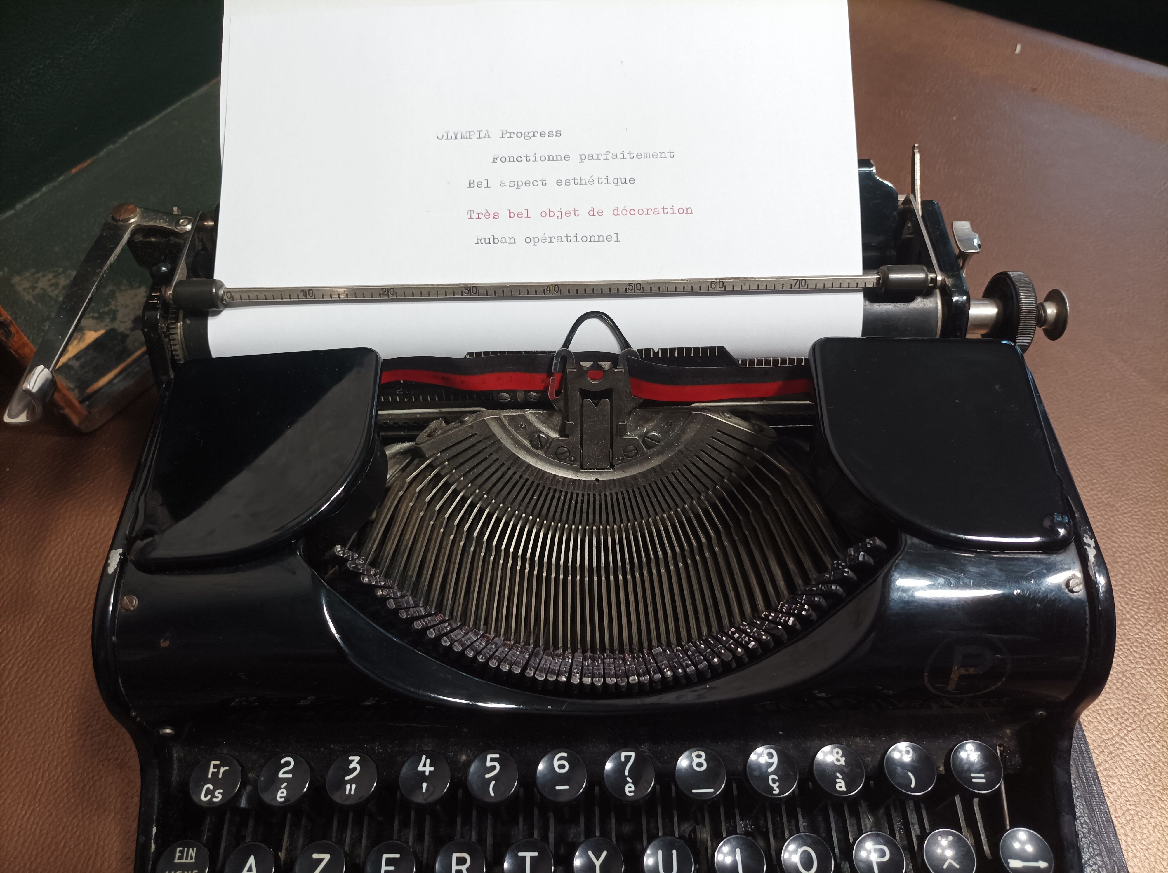 Olympia Progress typewriter 30s