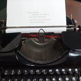 Olympia Progress typewriter 30s