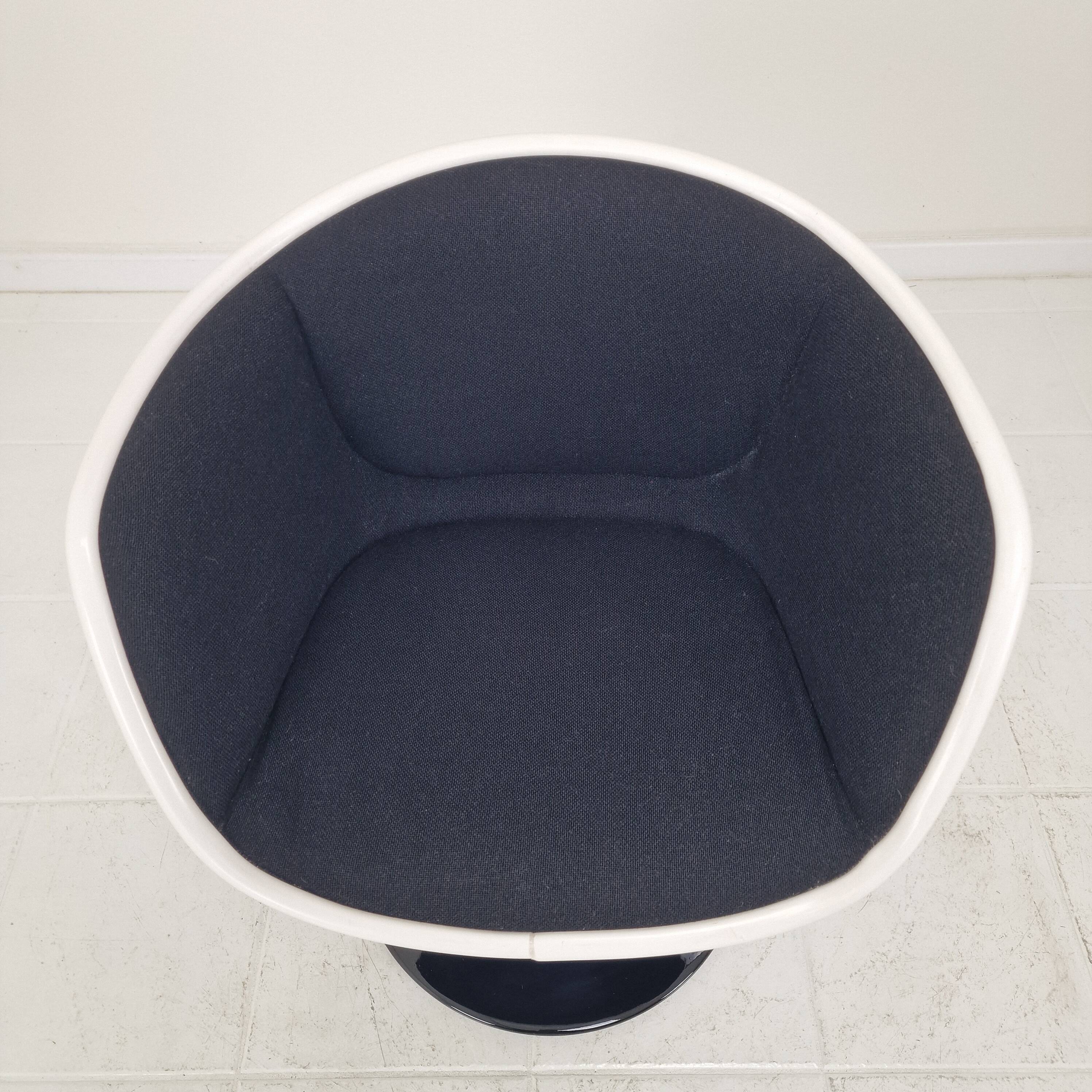 Fauteuil pivotant Artifort F8800 rare par Pierre Paulin, années 1970.