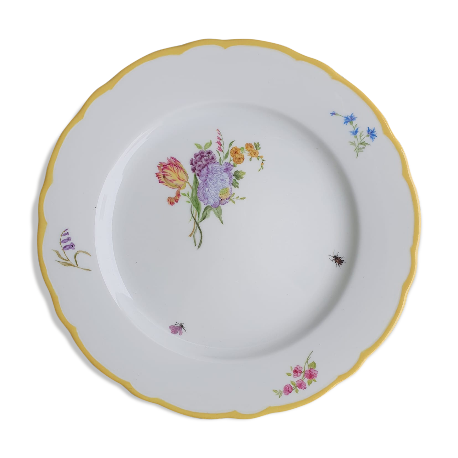 Assiette peinte à la main