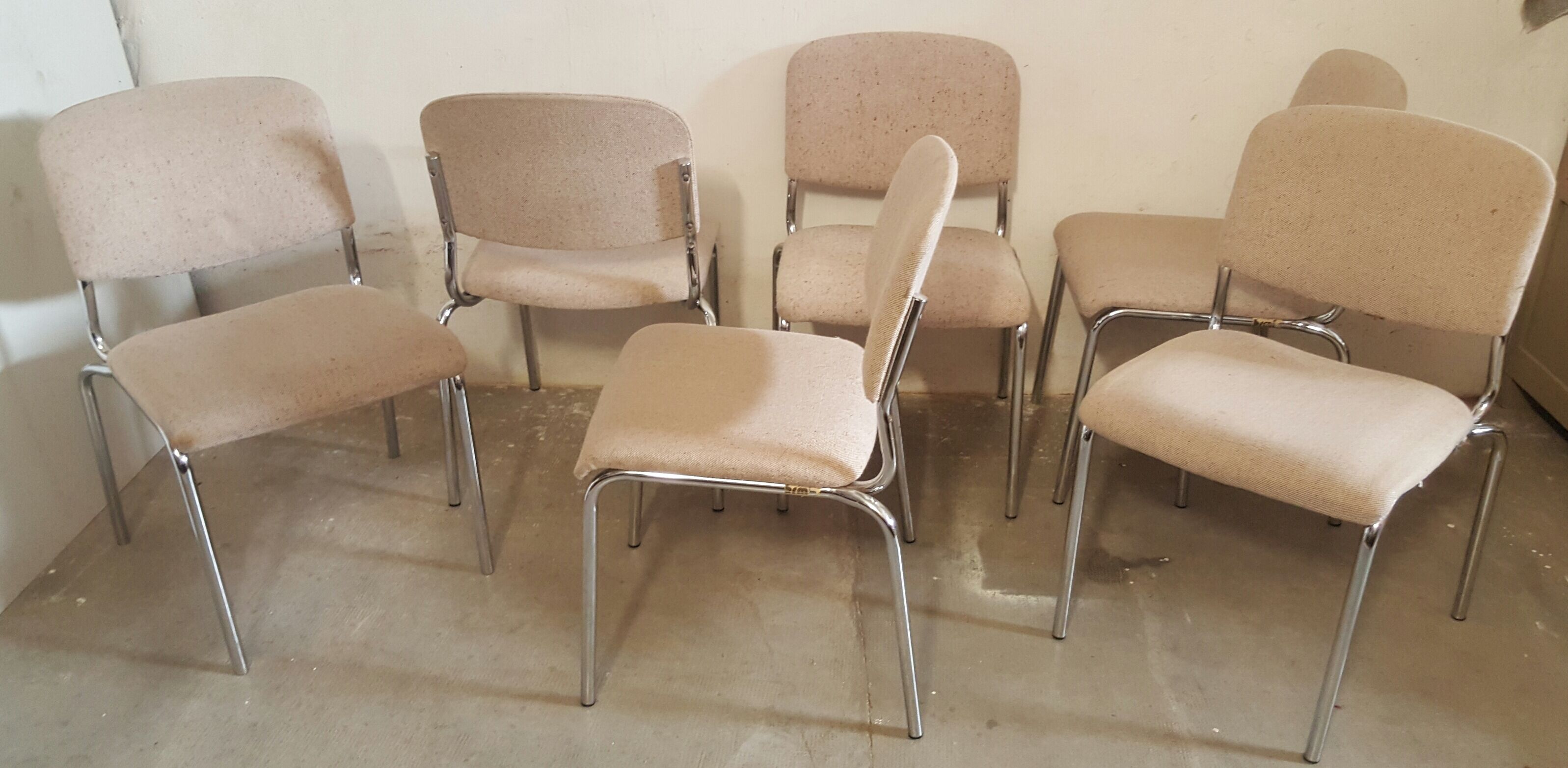 Série de 6 chaises "Ronéo"