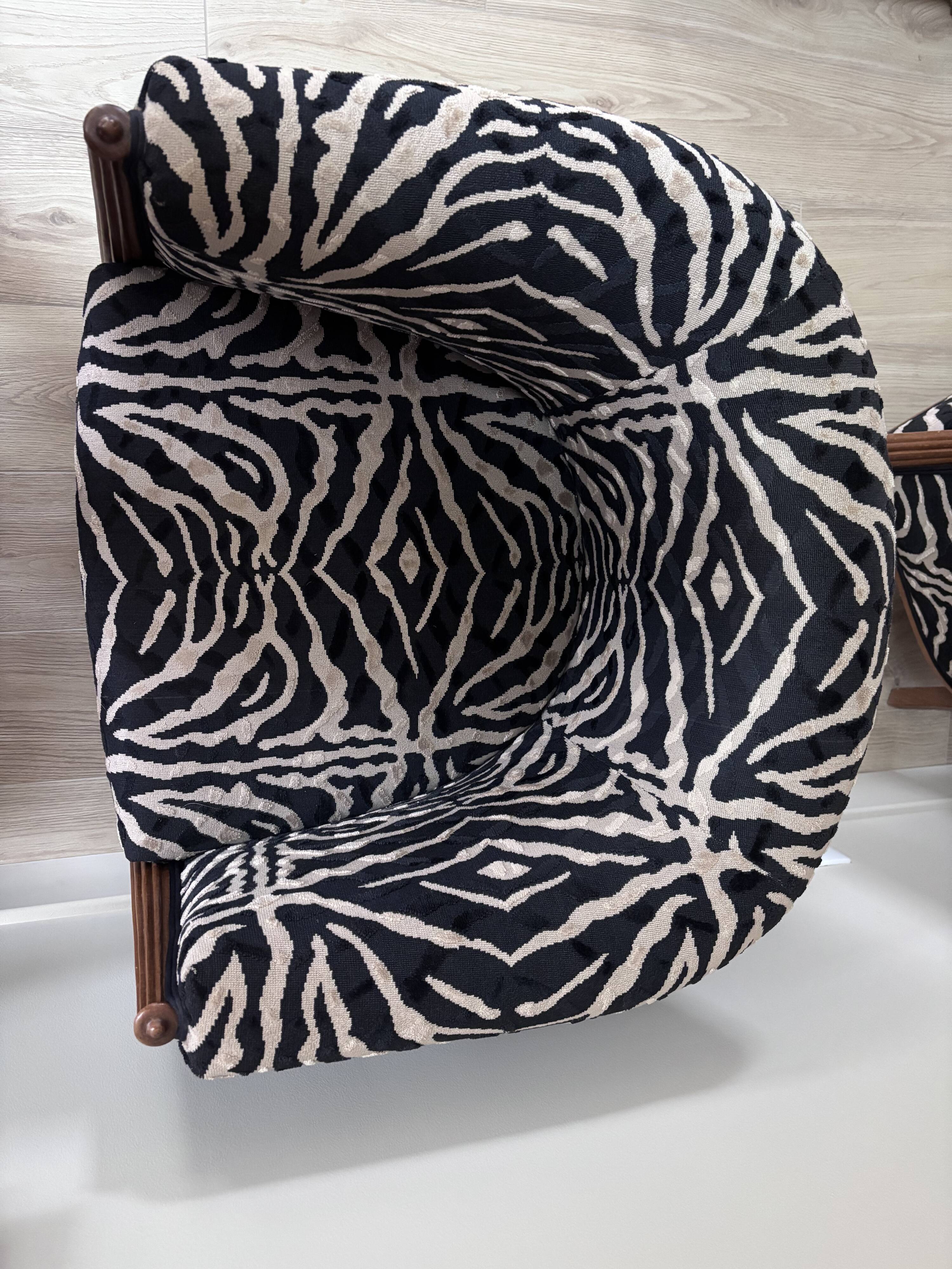 Paire de fauteuils tonneau